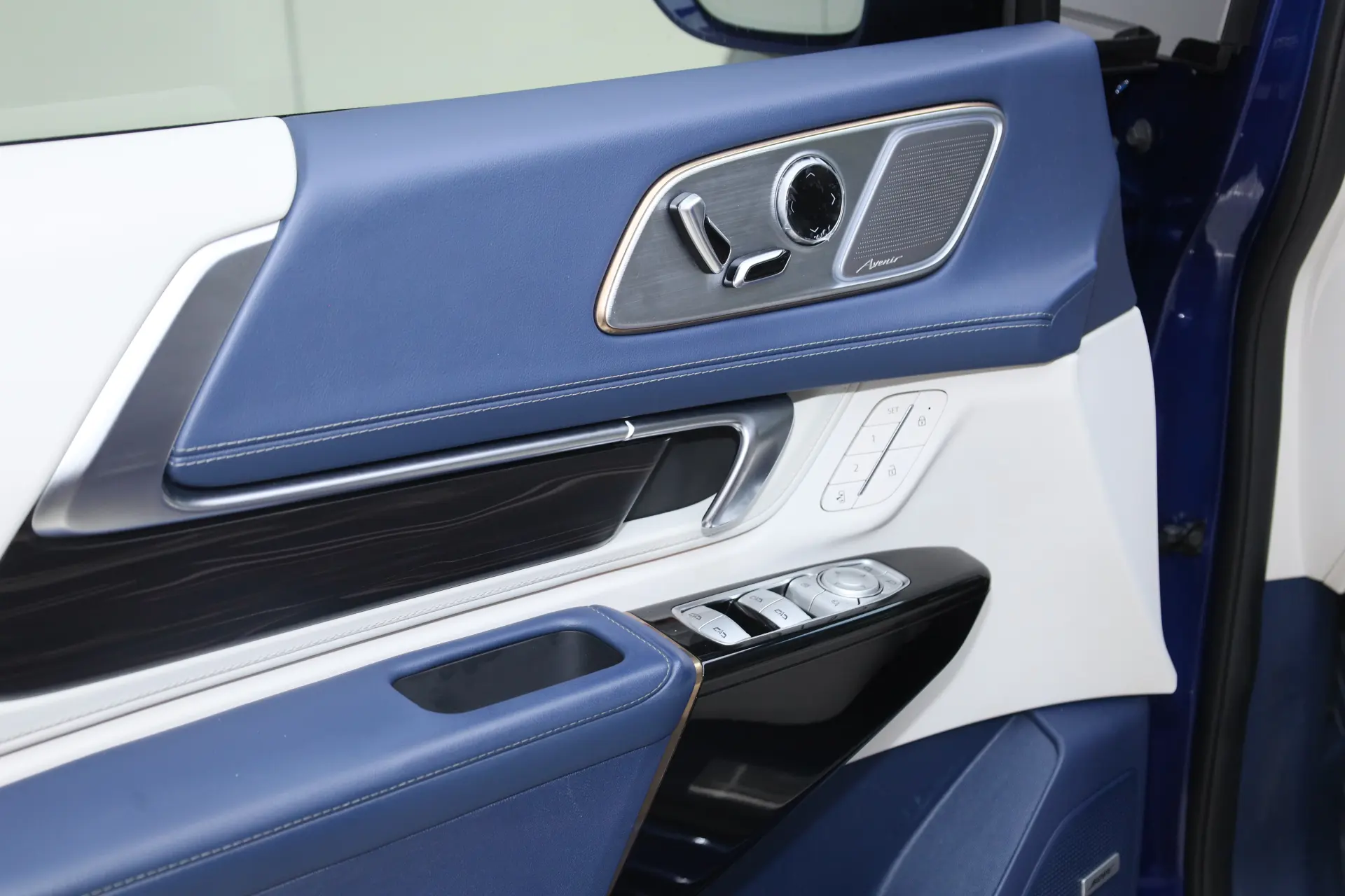 Buick Century, 2023 27