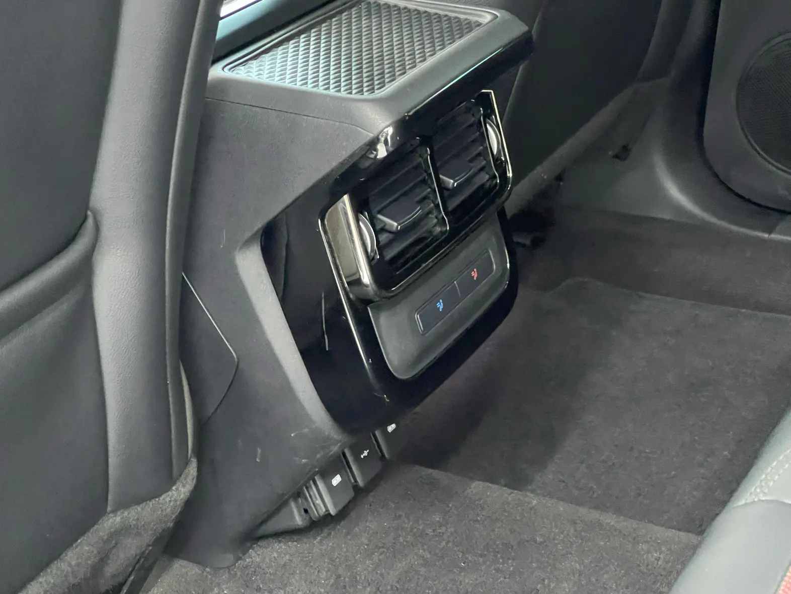 Land Rover Range Rover, 2022 23