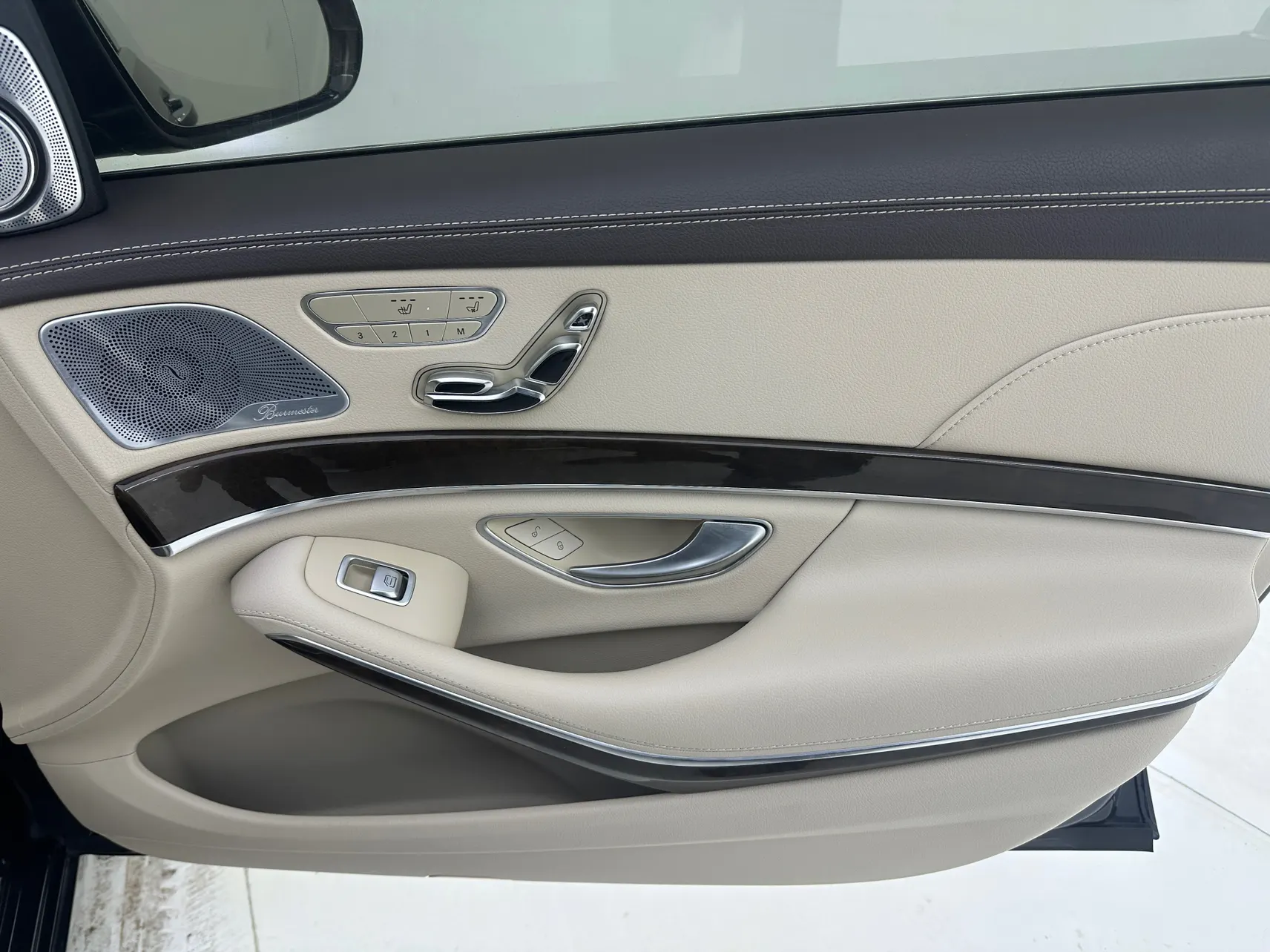 Mercedes-Benz S 400 4MATIC, 2016 26