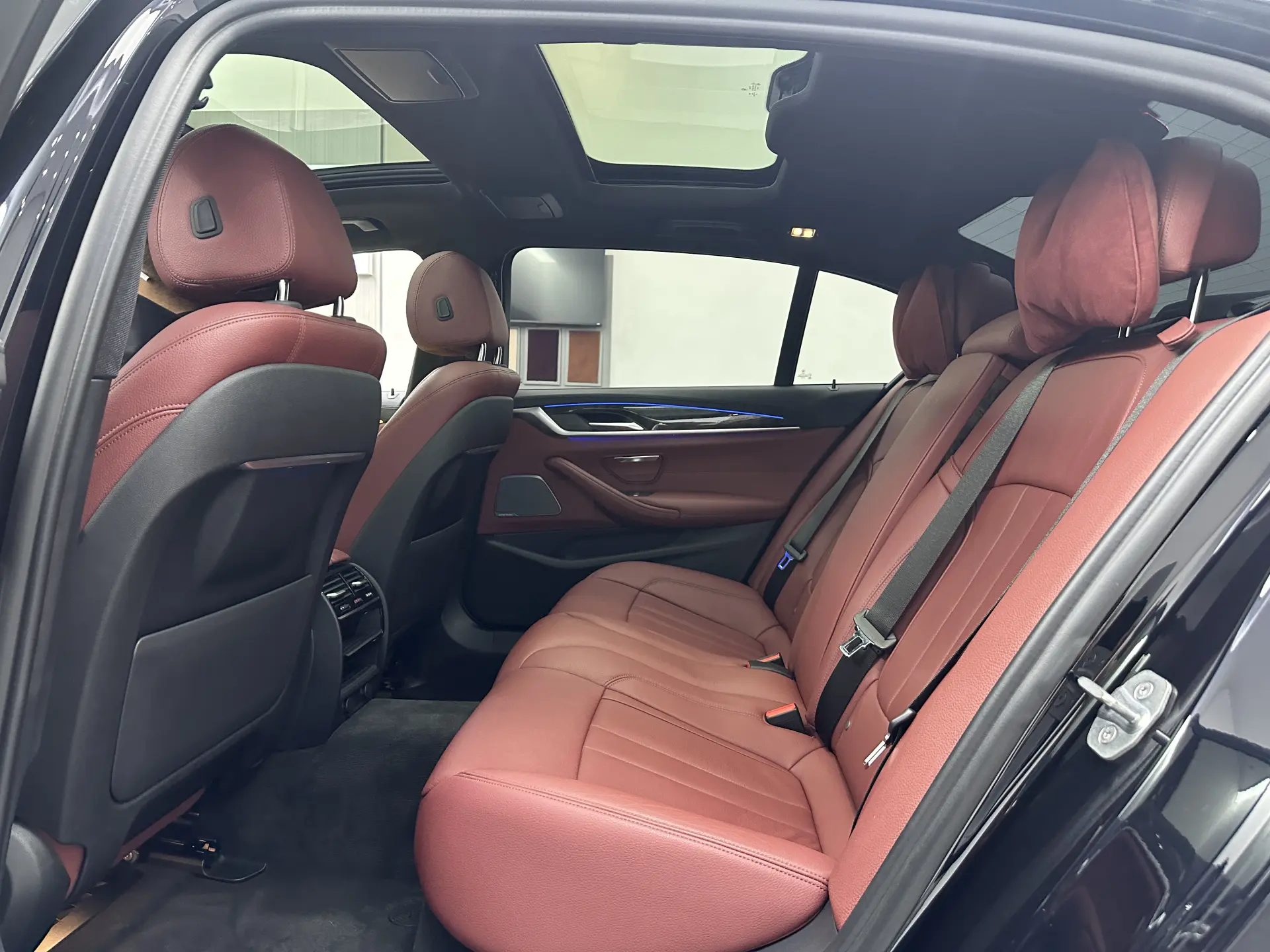 BMW 530Li, 2019 11