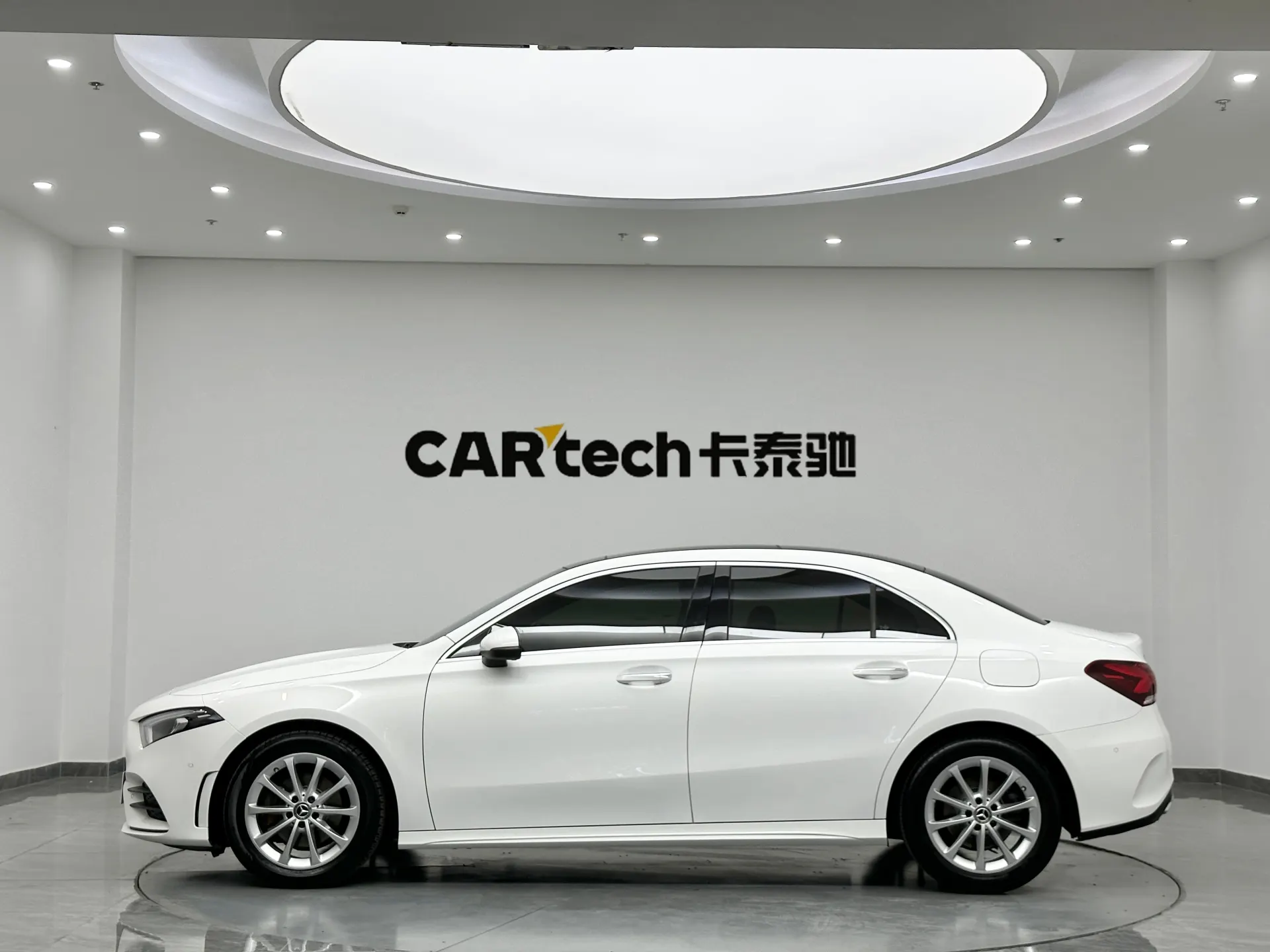 Mercedes-Benz A 200 L, 2020 все фото