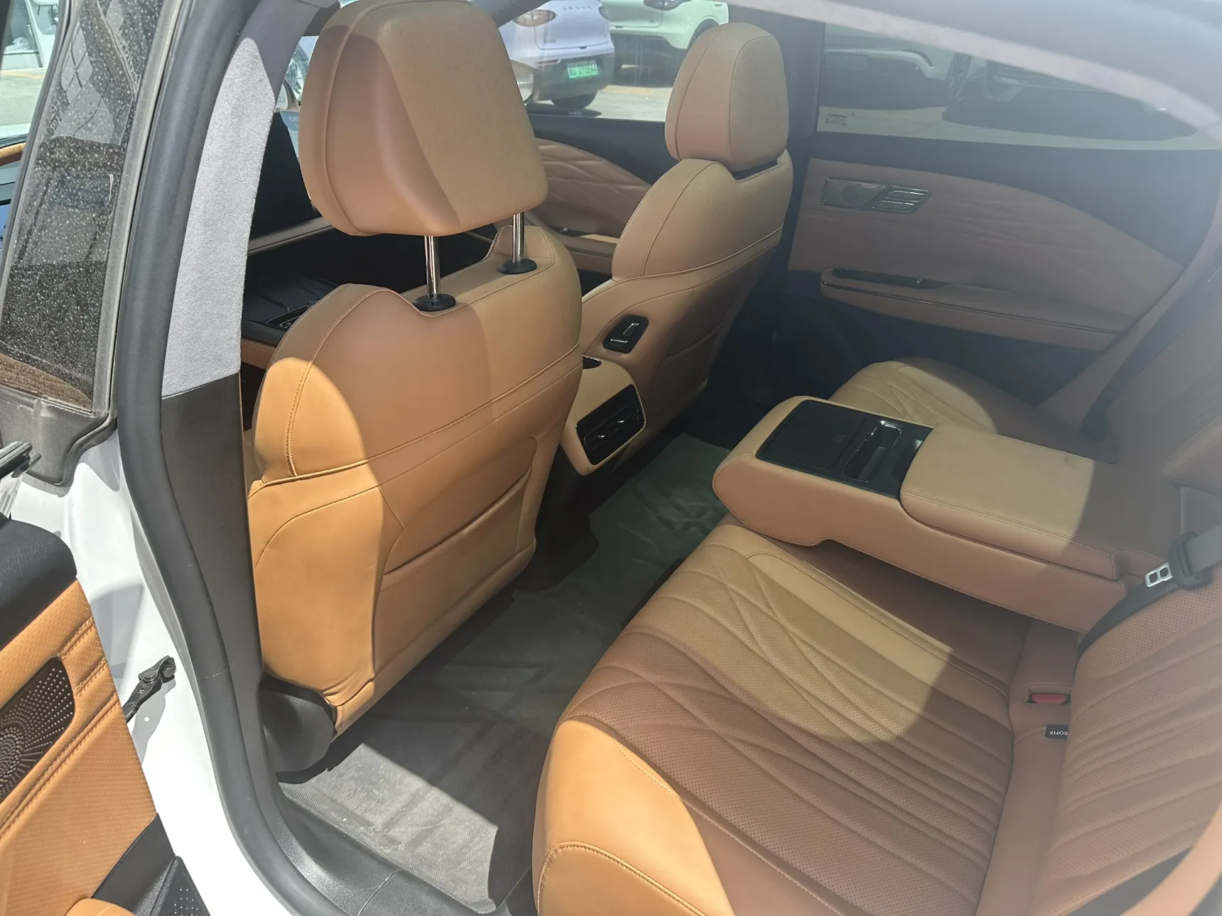 Geely Galaxy 8, 2025 все фото