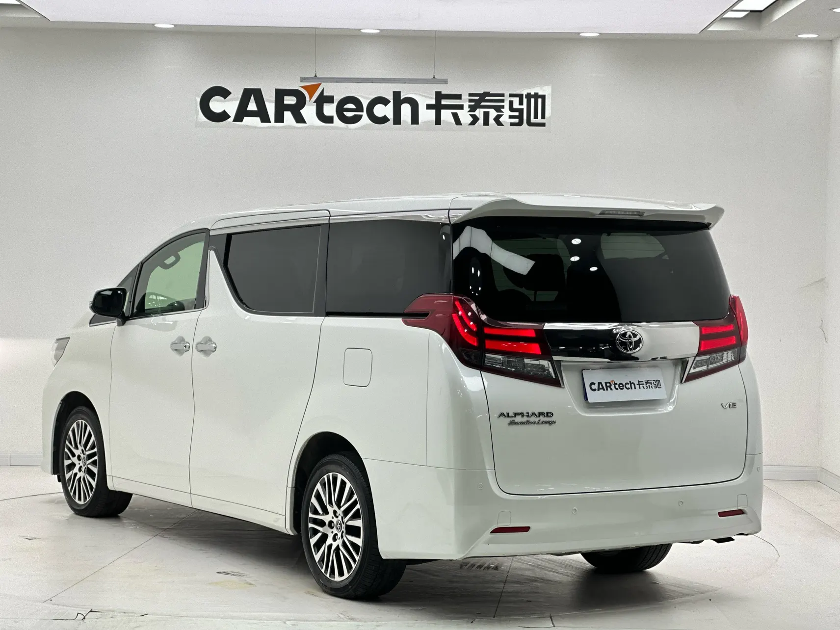 Toyota Alphard, 2017 7