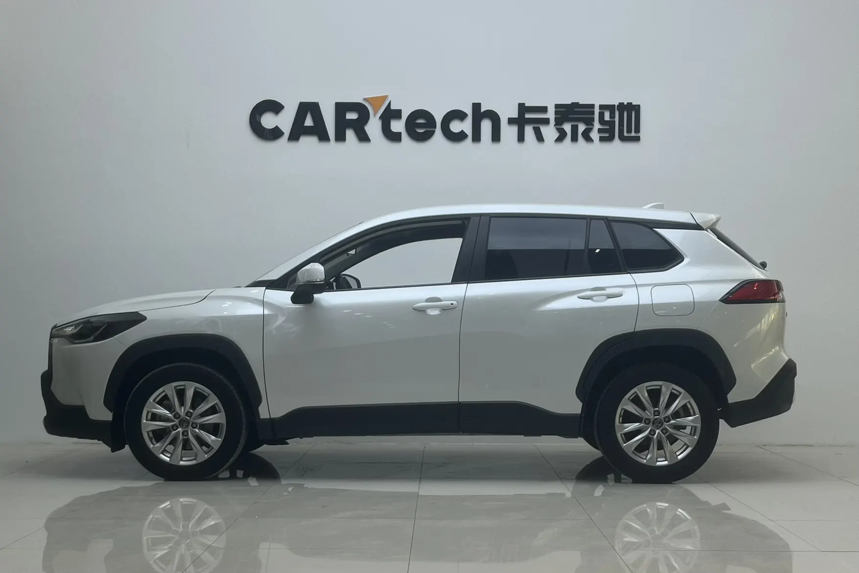 Toyota Corolla, 2024 4