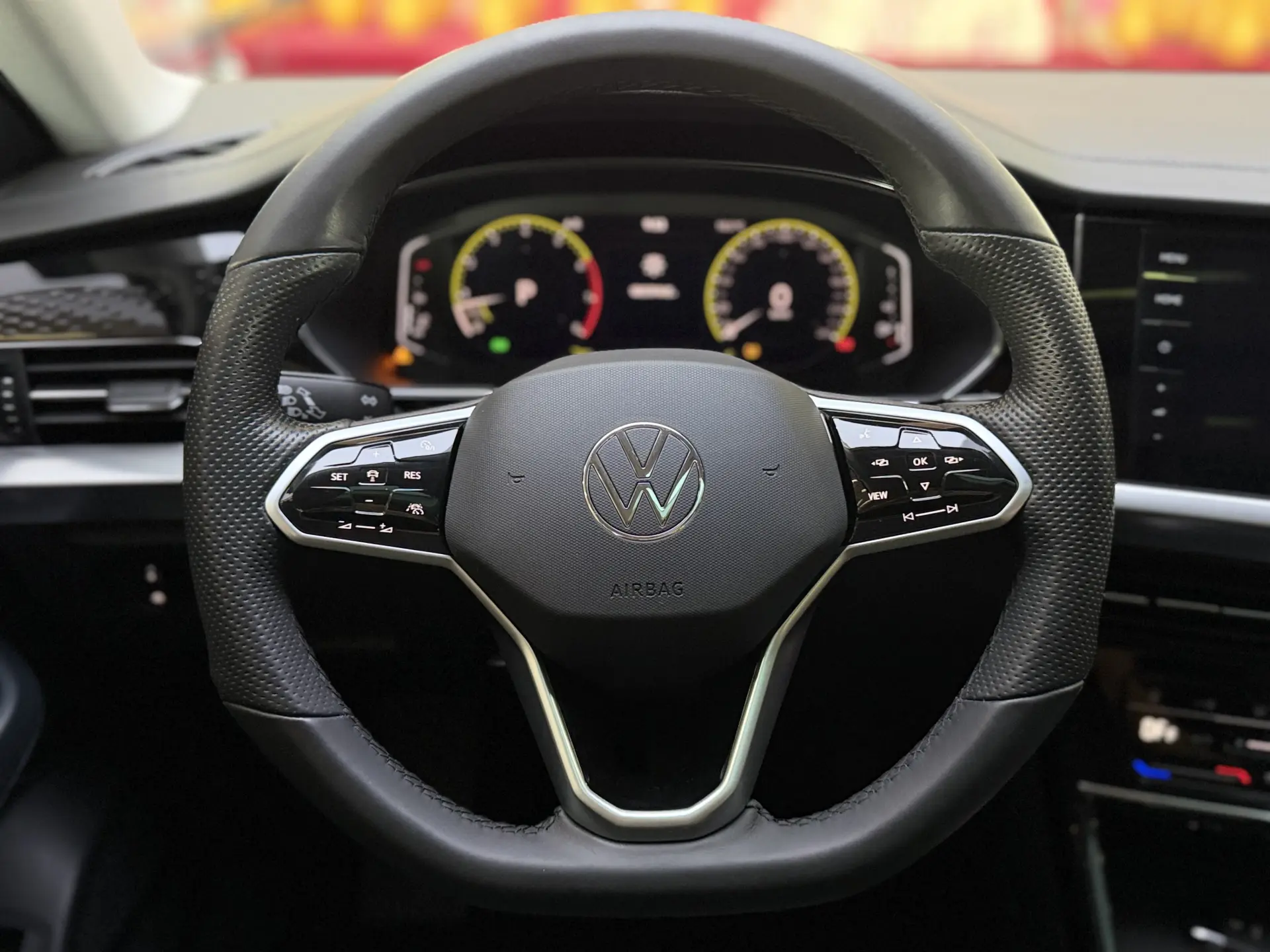 Volkswagen Passat, 2021 14
