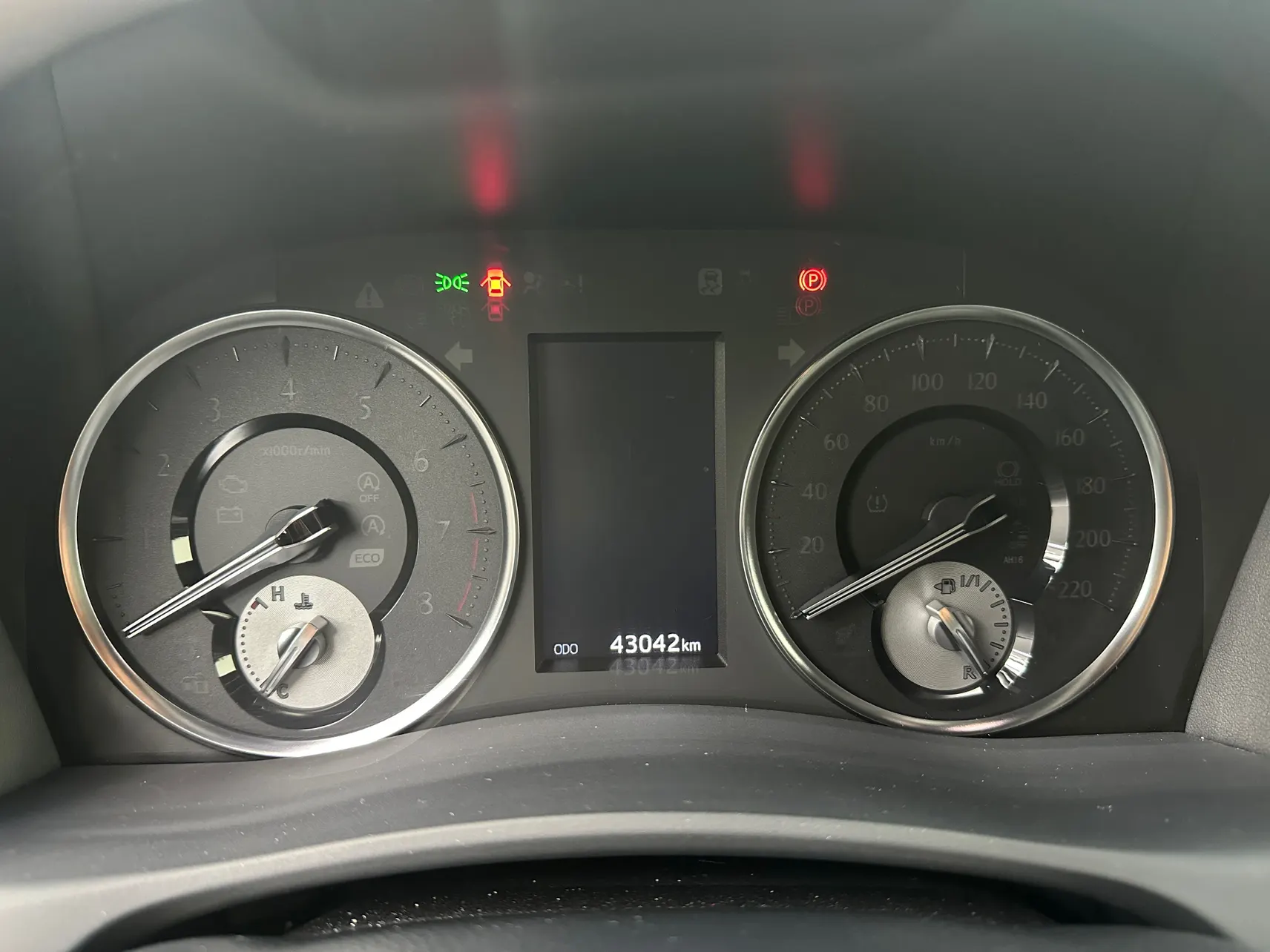 Toyota Alphard, 2017 17