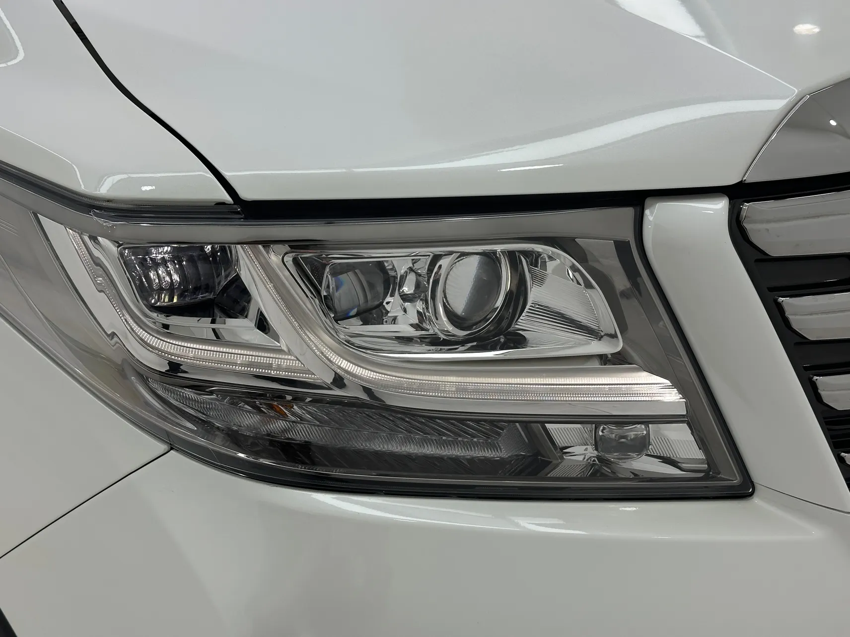 Toyota Alphard, 2017 13