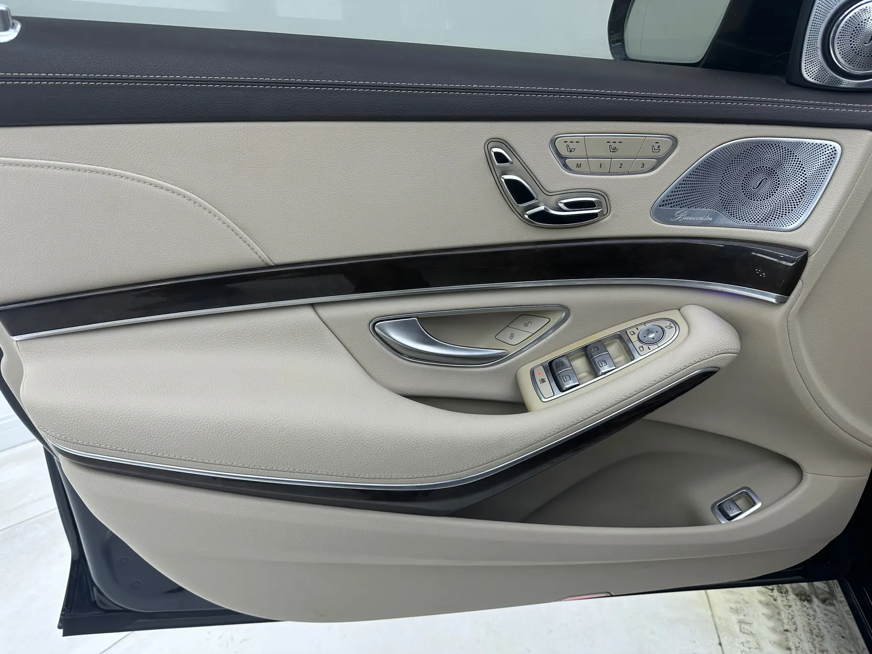 Mercedes-Benz S 400 4MATIC, 2016 19