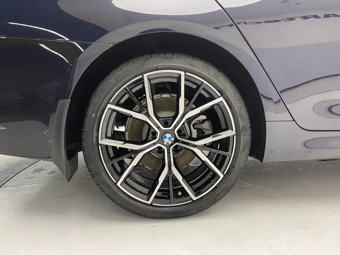 BMW 530Li, 2021 11