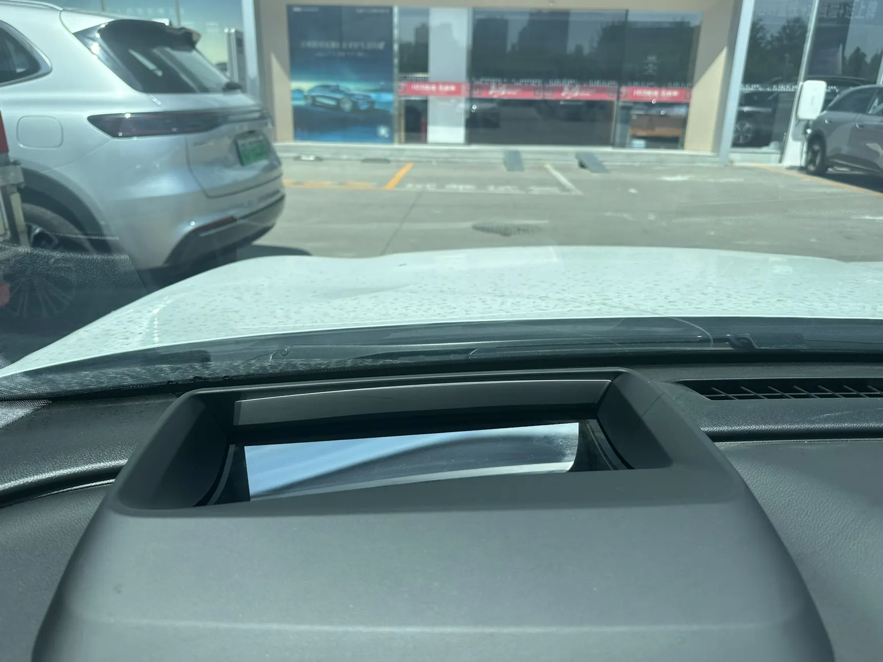 Geely Galaxy 8, 2025 2