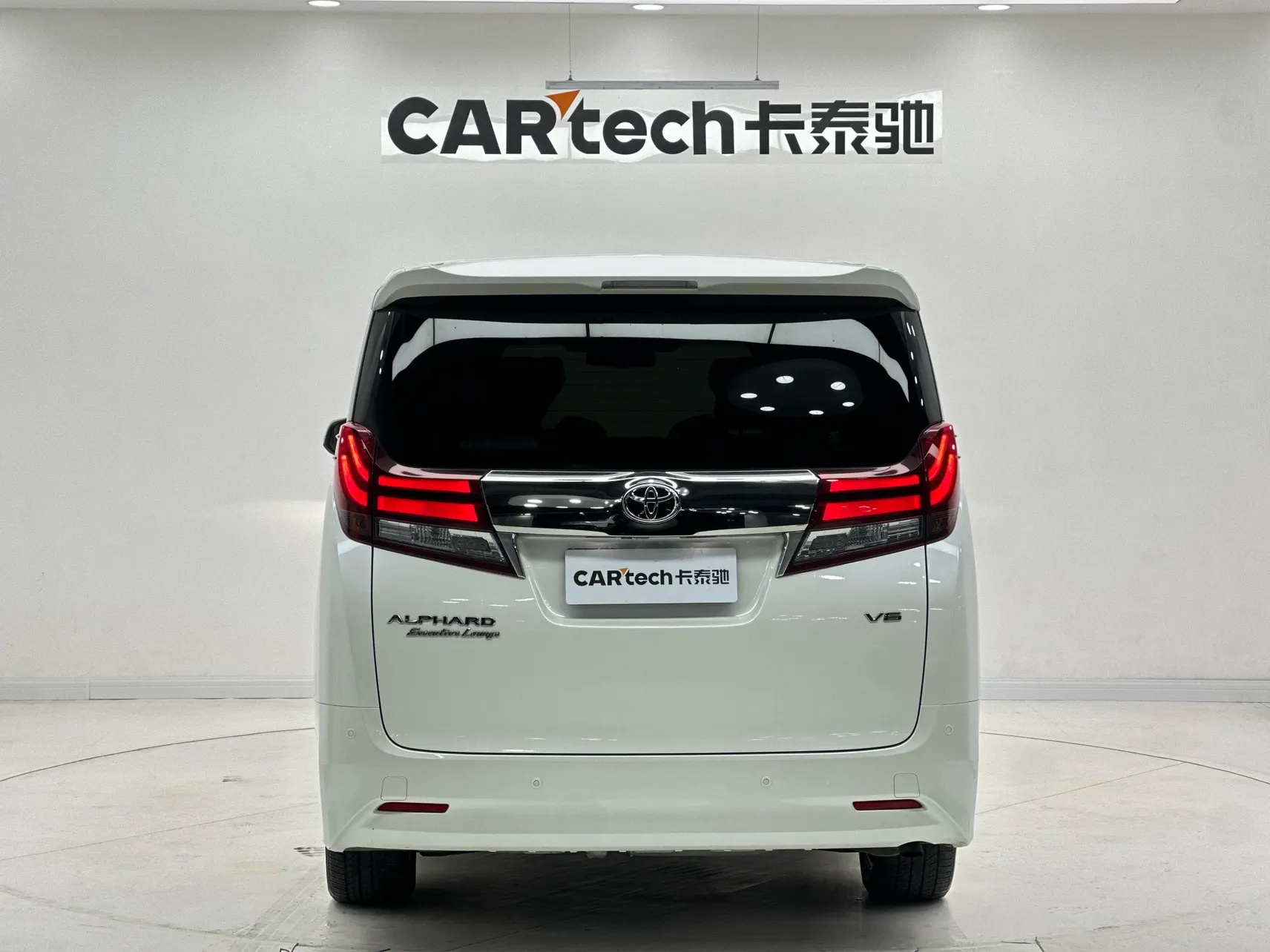 Toyota Alphard, 2017 6