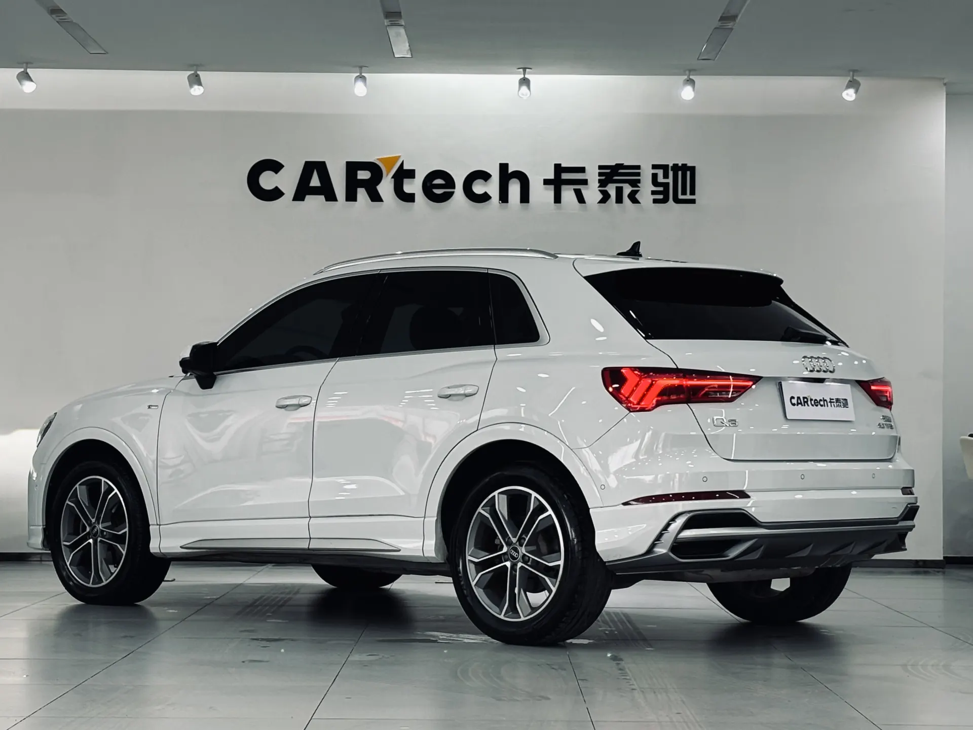 Audi Q3 40 TFSI, 2021 все фото