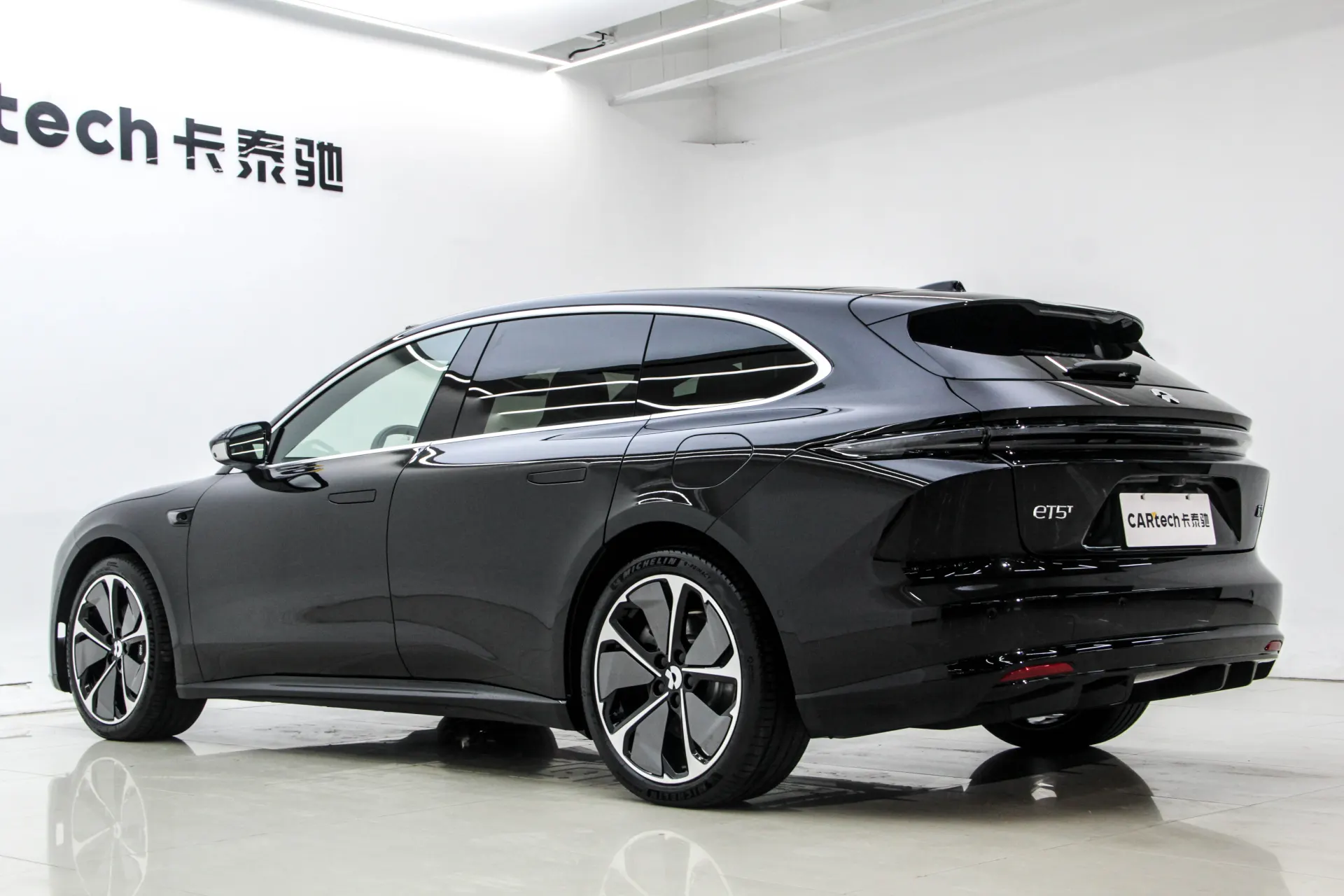 NIO ET5, 2026 все фото