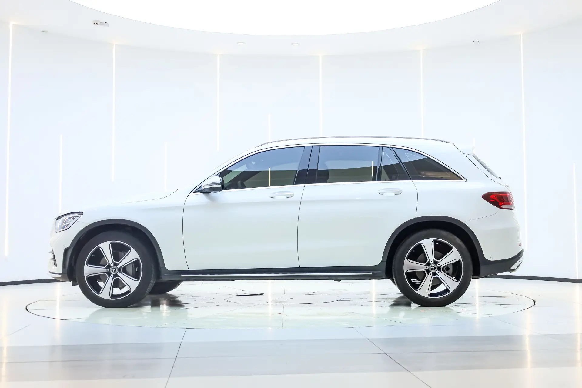 Mercedes-Benz GLC 300 L, 2023 8