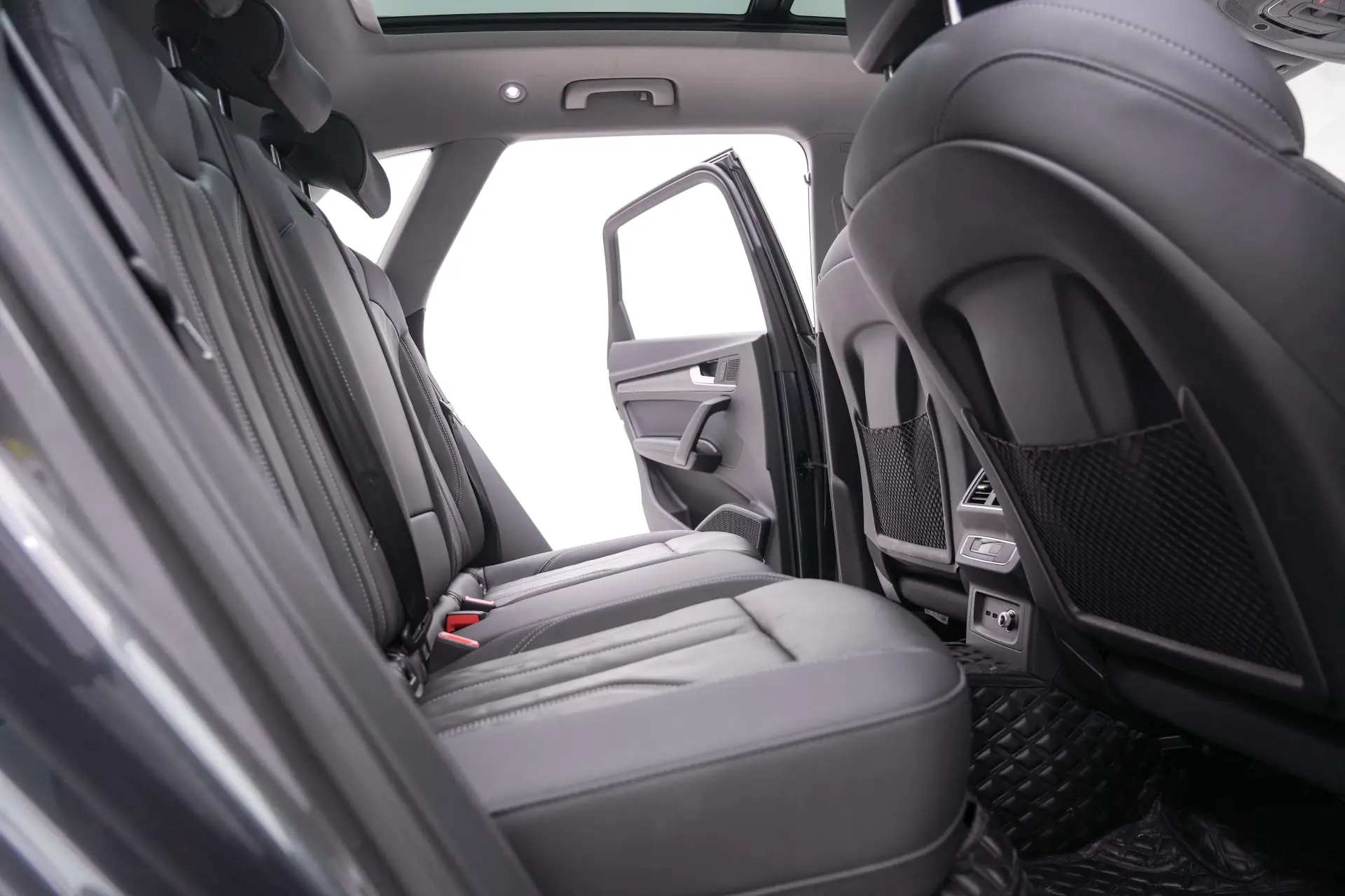 Audi Q5L 45, 2023 26