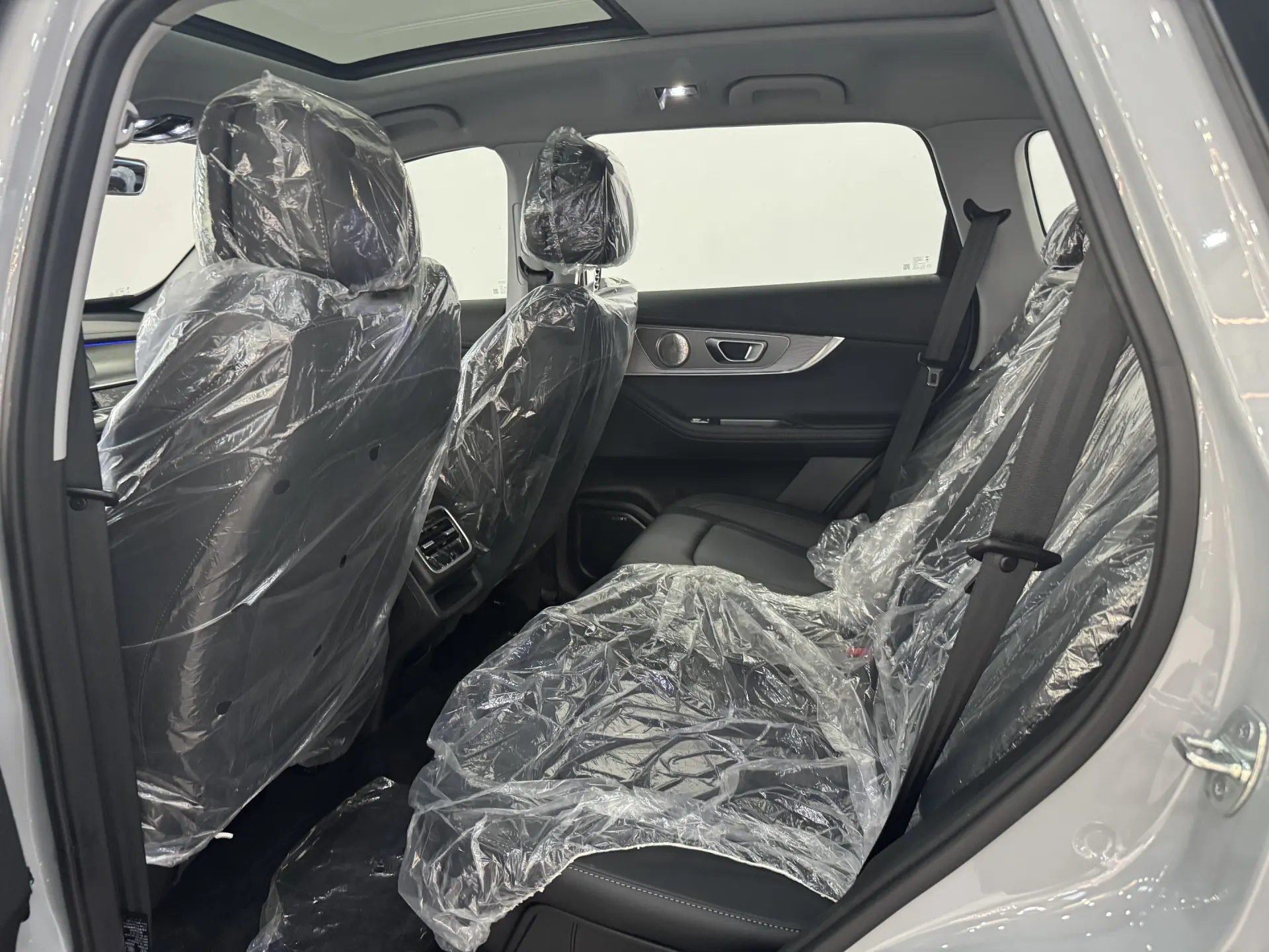 Chery Tiggo 8, 2025 13