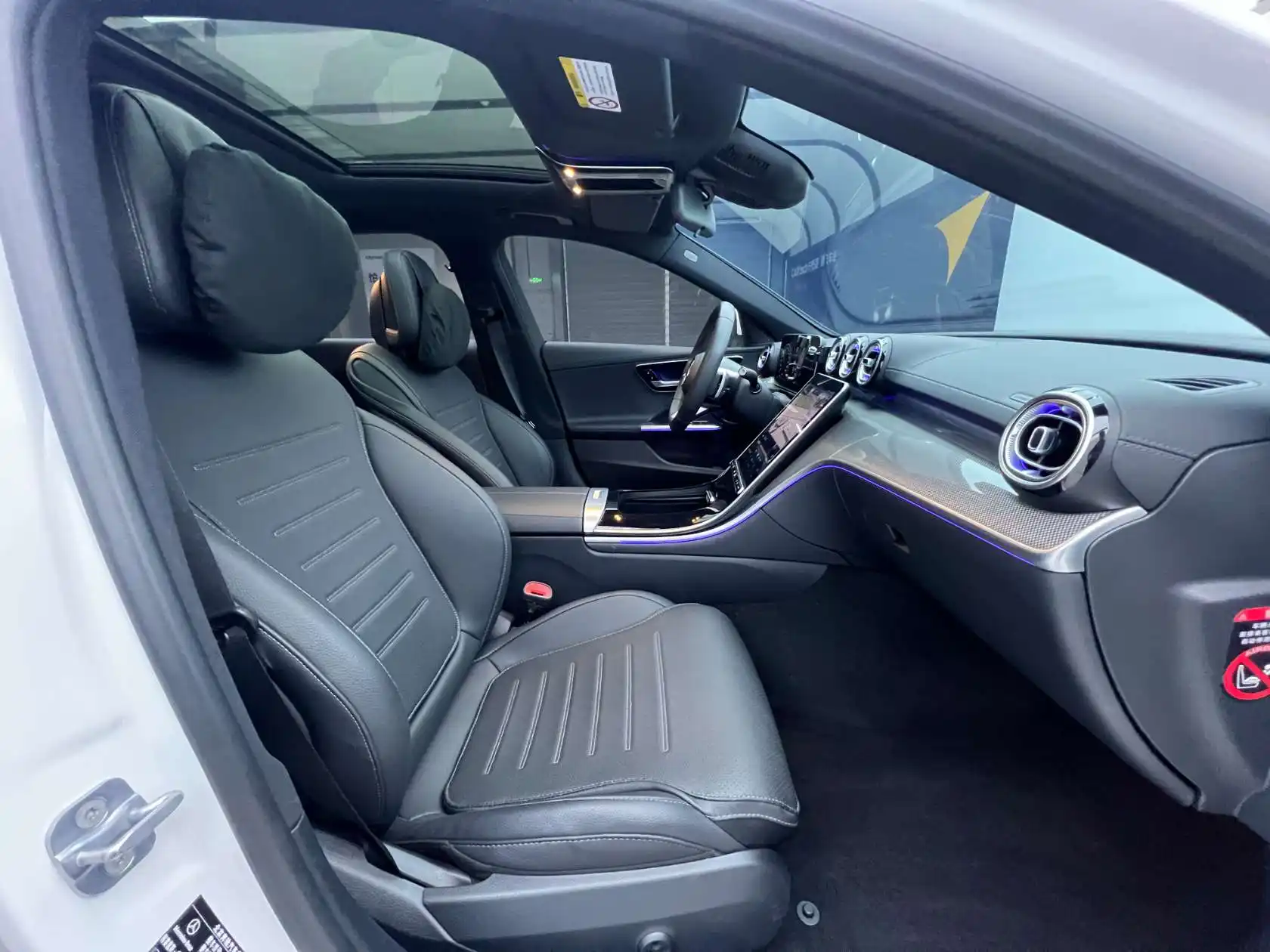 Mercedes-Benz C 260 L, 2024 17