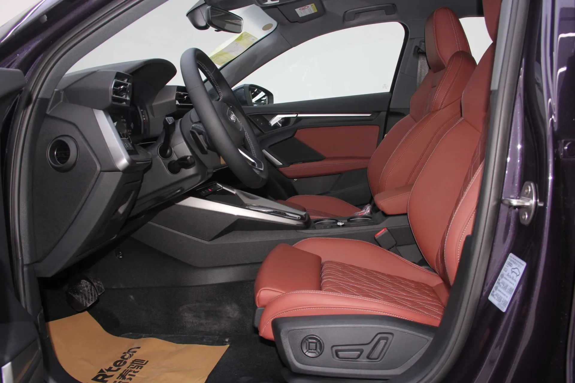 Audi Flying Spur, 2026 11