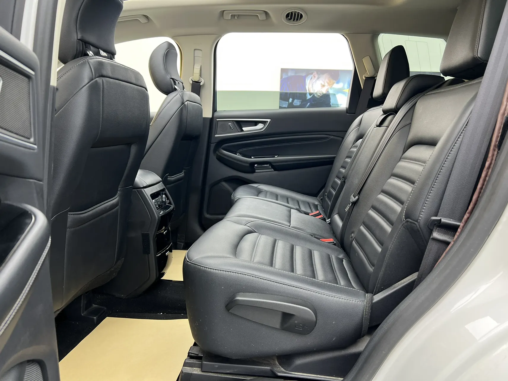 Ford Edge, 2020 31