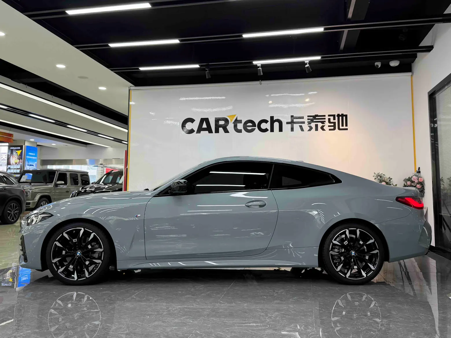 BMW 430i, 2025 7