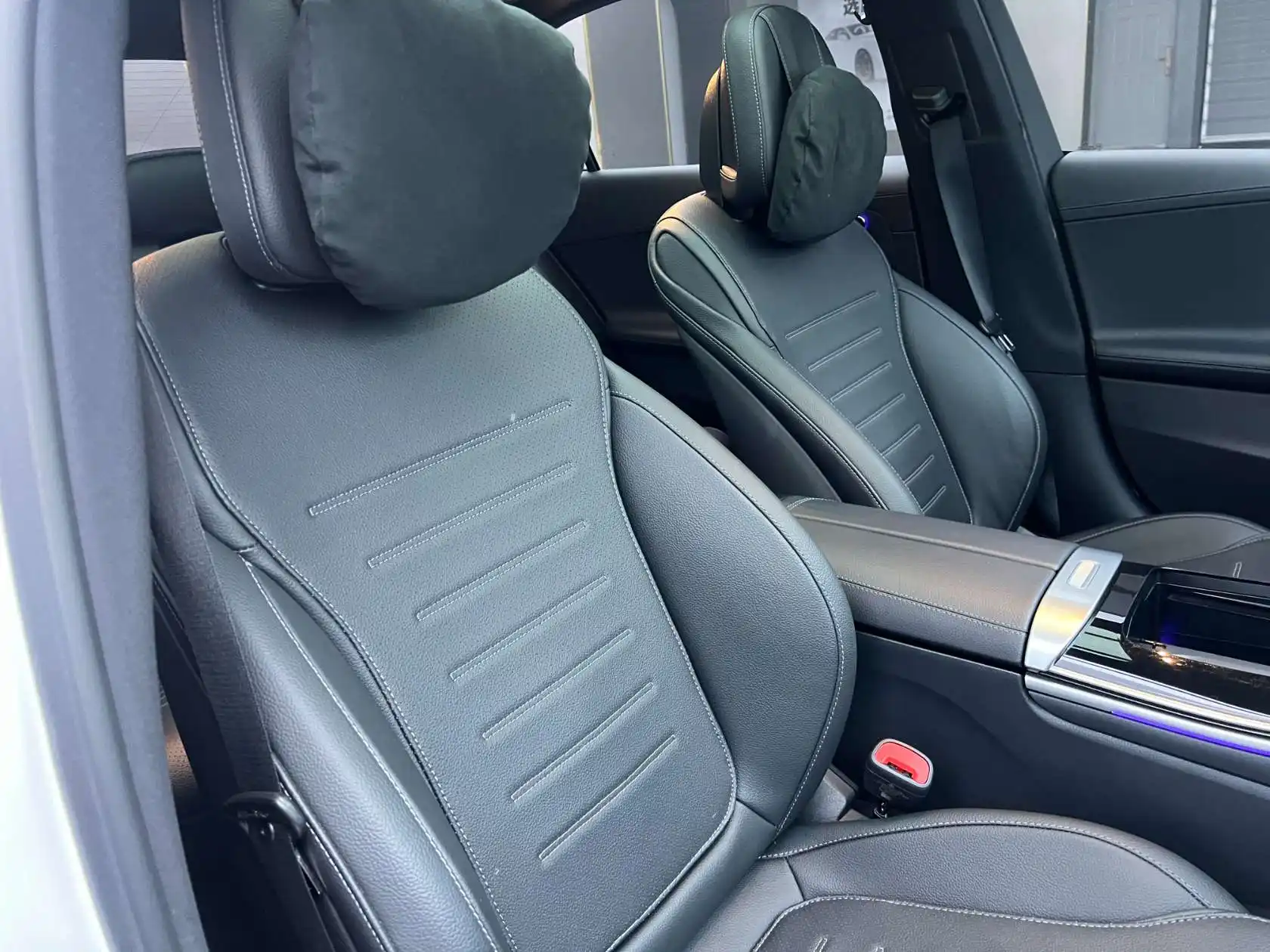Mercedes-Benz C 260 L, 2024 19