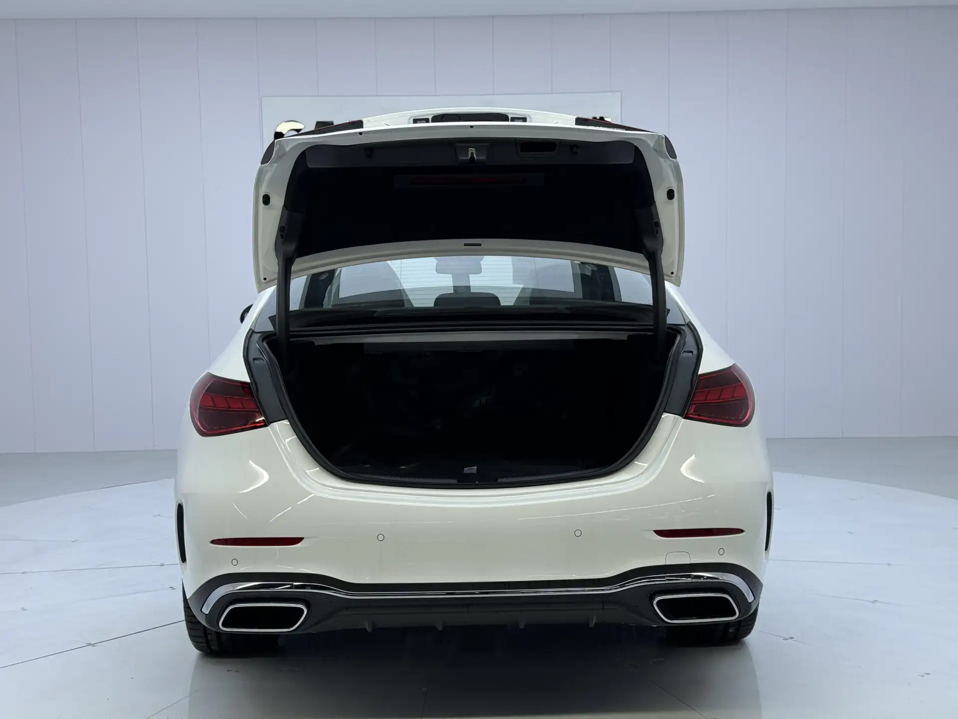 Mercedes-Benz C 260 L, 2024 все фото