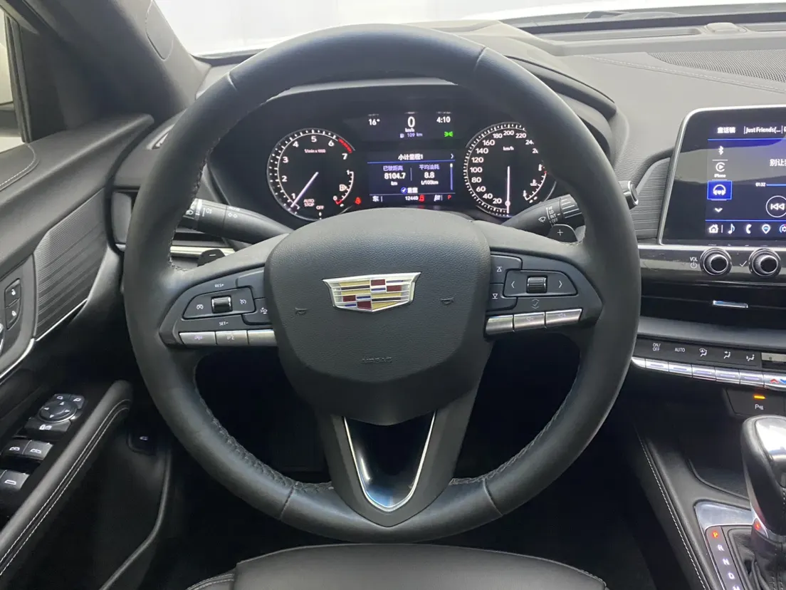 Cadillac CT4, 2022 14