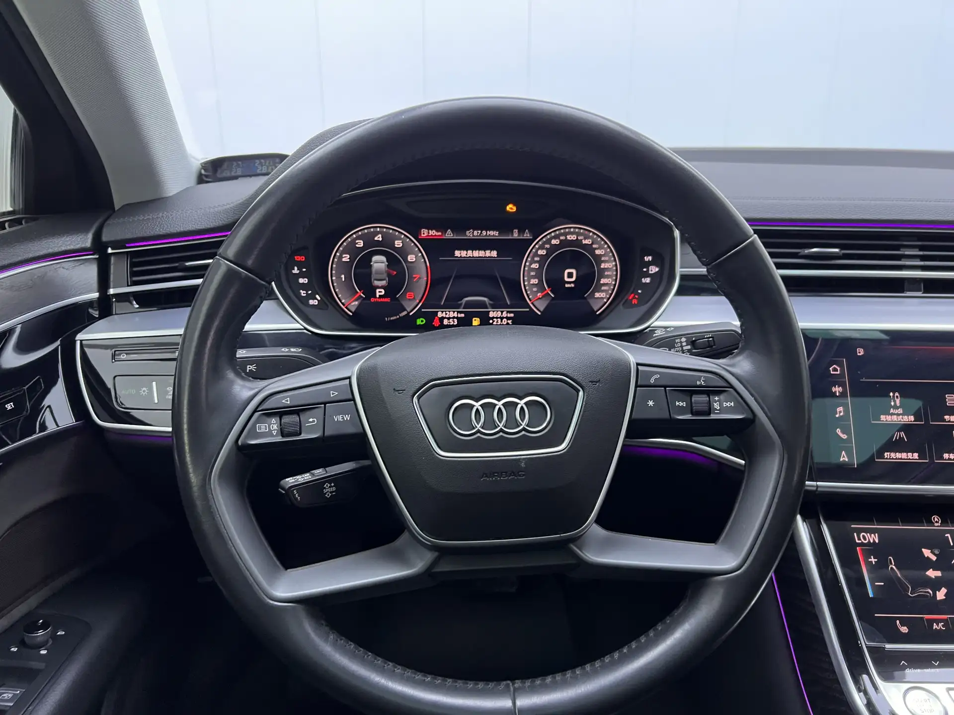 Audi A8L 50 TFSI, 2020 16