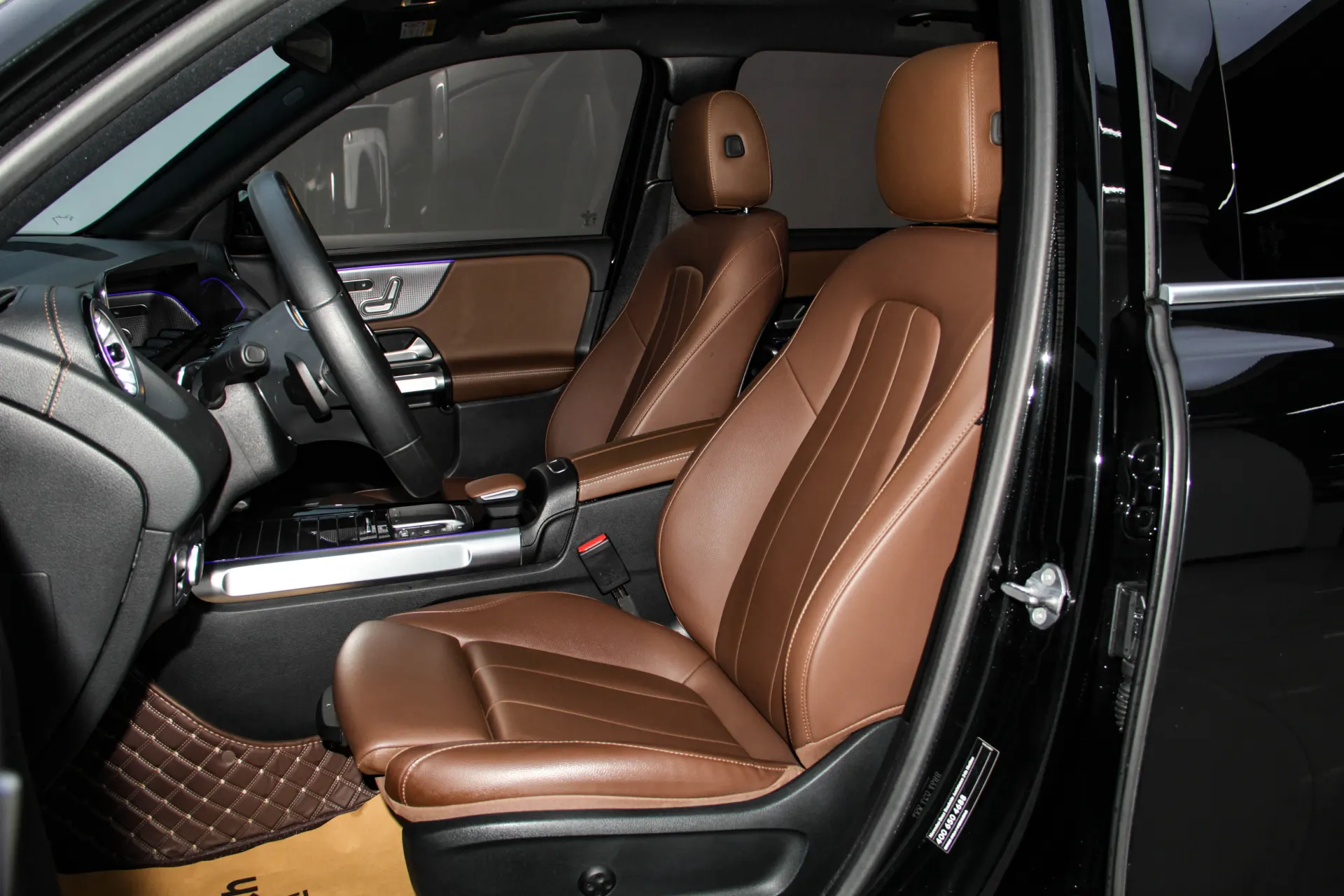 Mercedes-Benz GLB, 2023 12