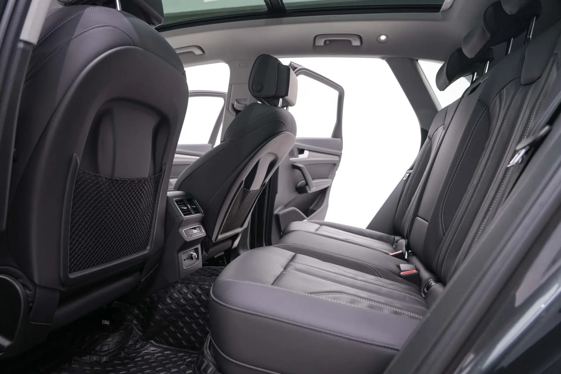 Audi Q5L 45, 2023 22