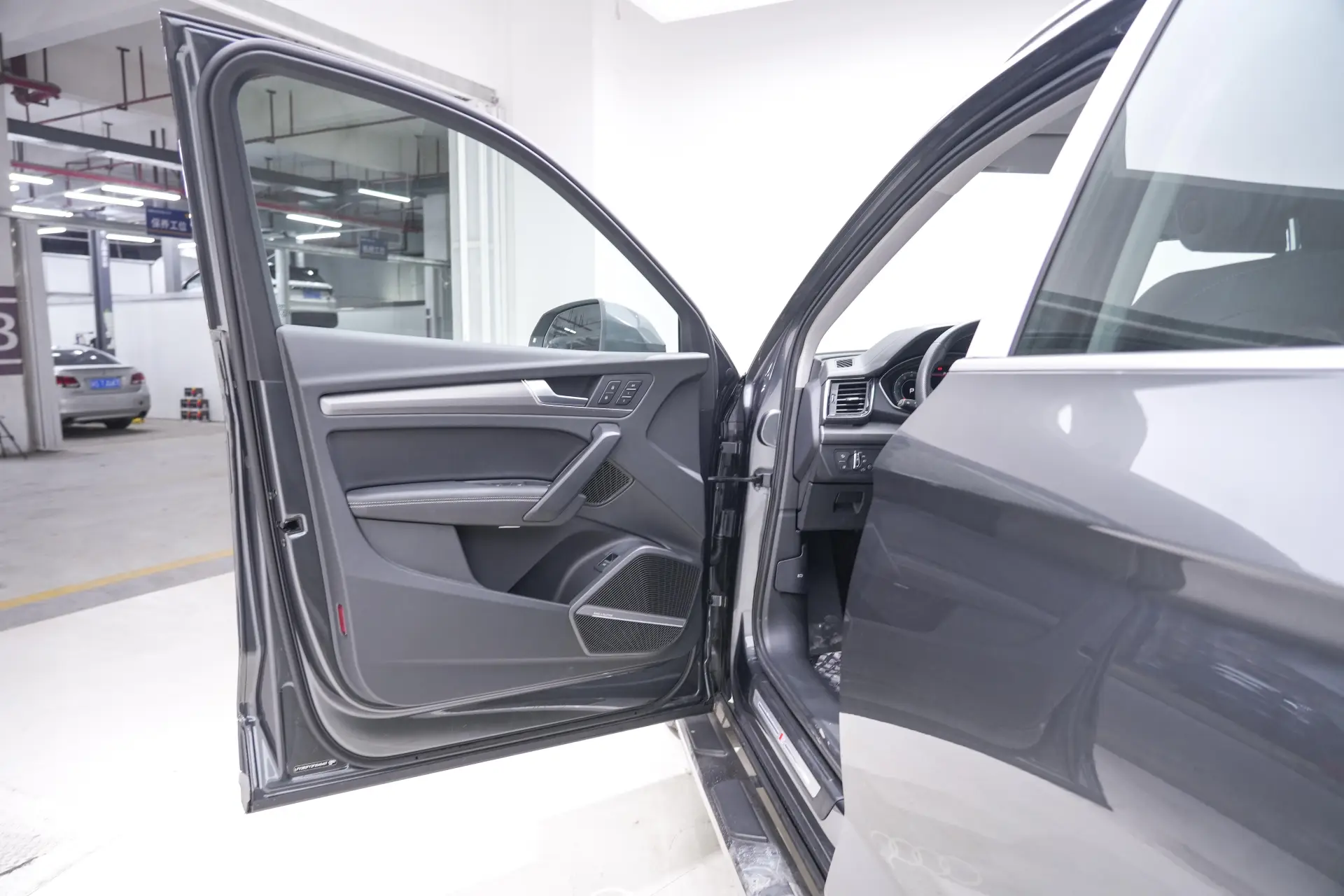 Audi Q5L 45, 2023 19