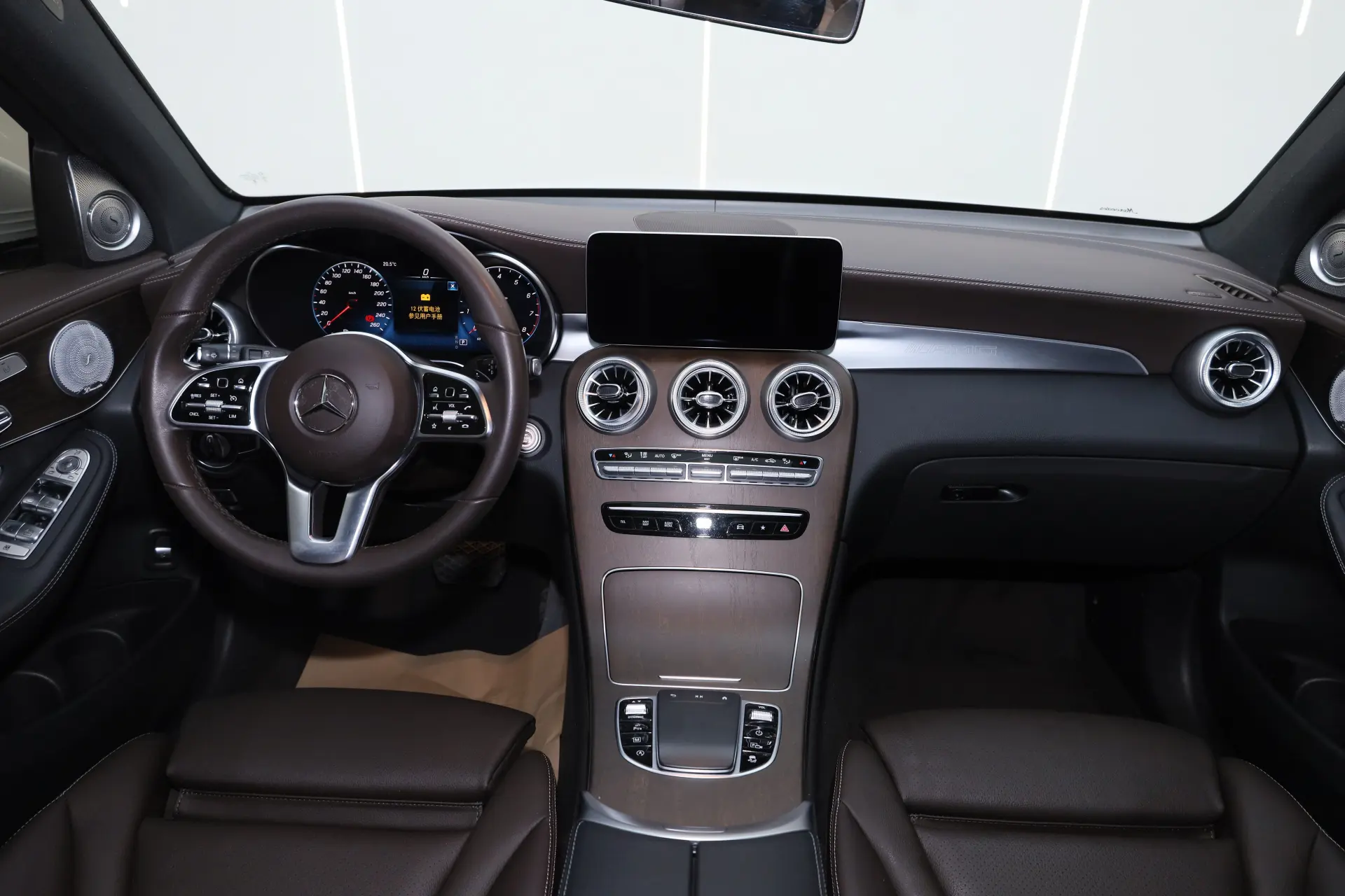 Mercedes-Benz GLC 300 L, 2023 31