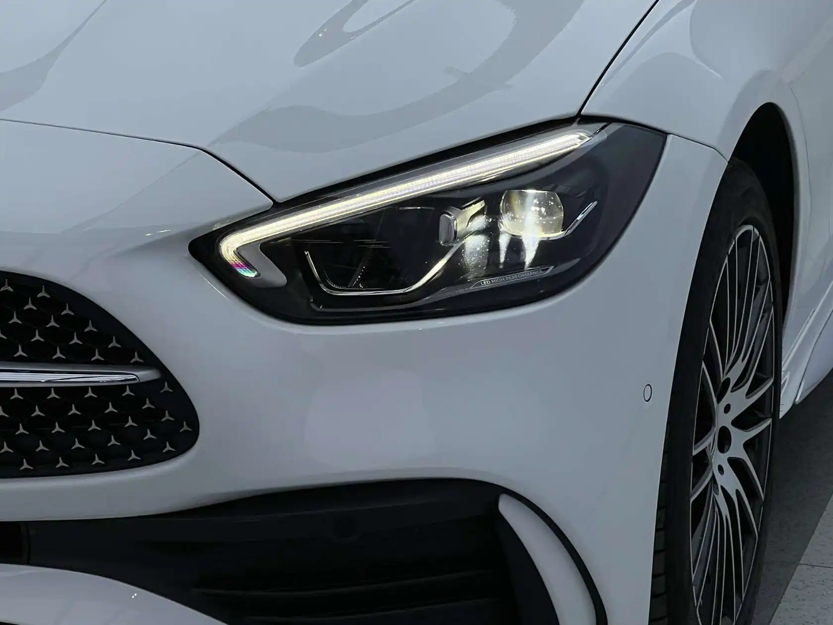 Mercedes-Benz C 260 L, 2024 все фото
