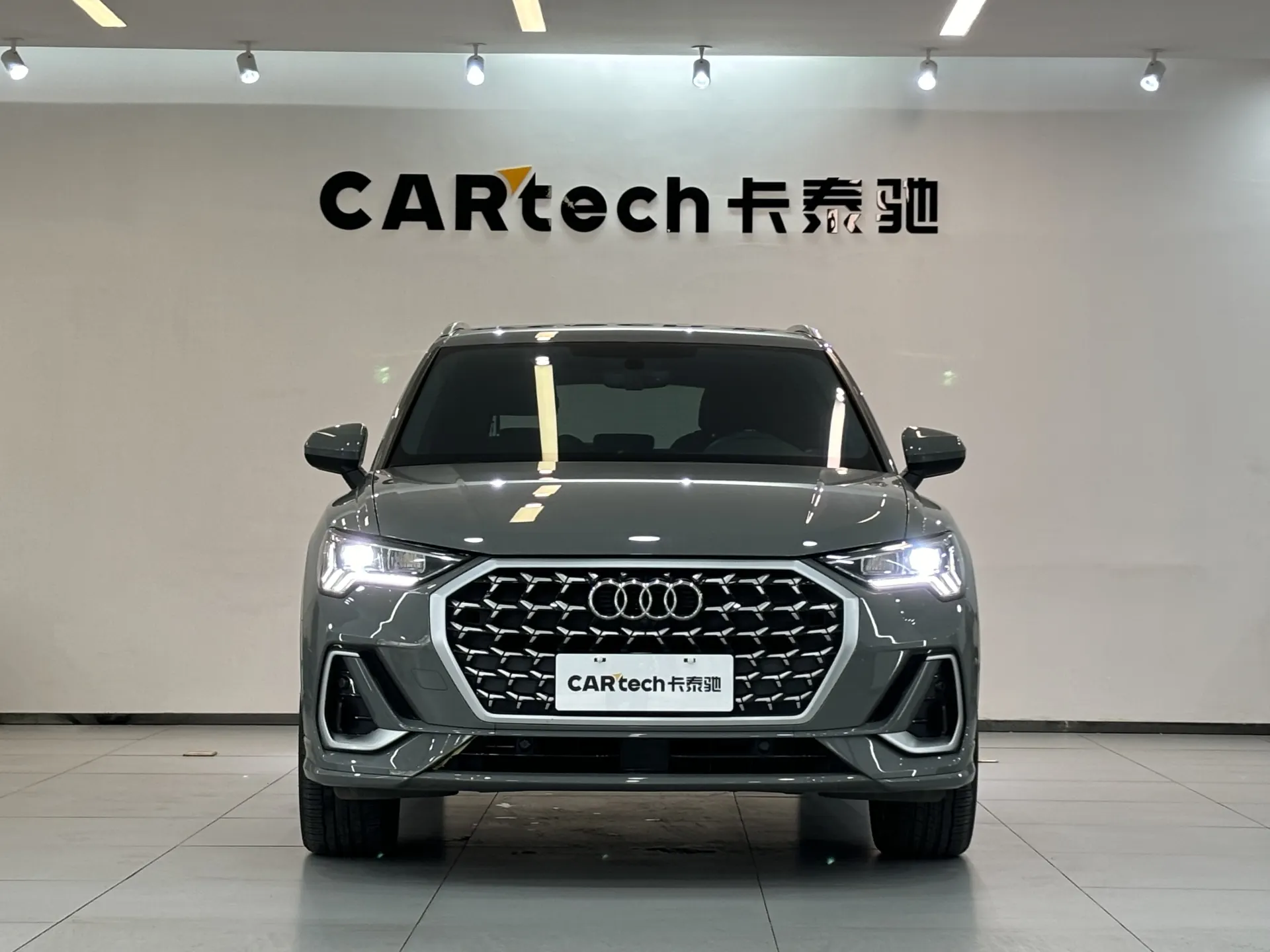 Audi Q3 40 TFSI, 2024 2
