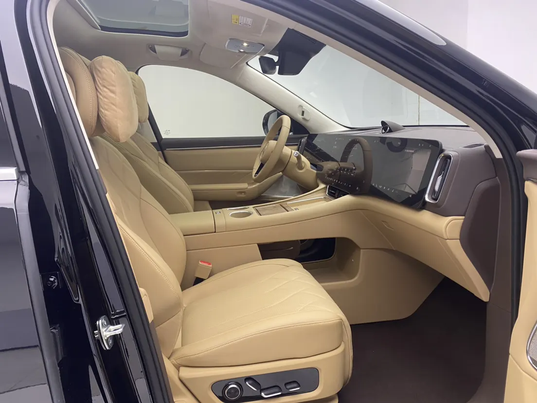 AITO M8, 2025 18