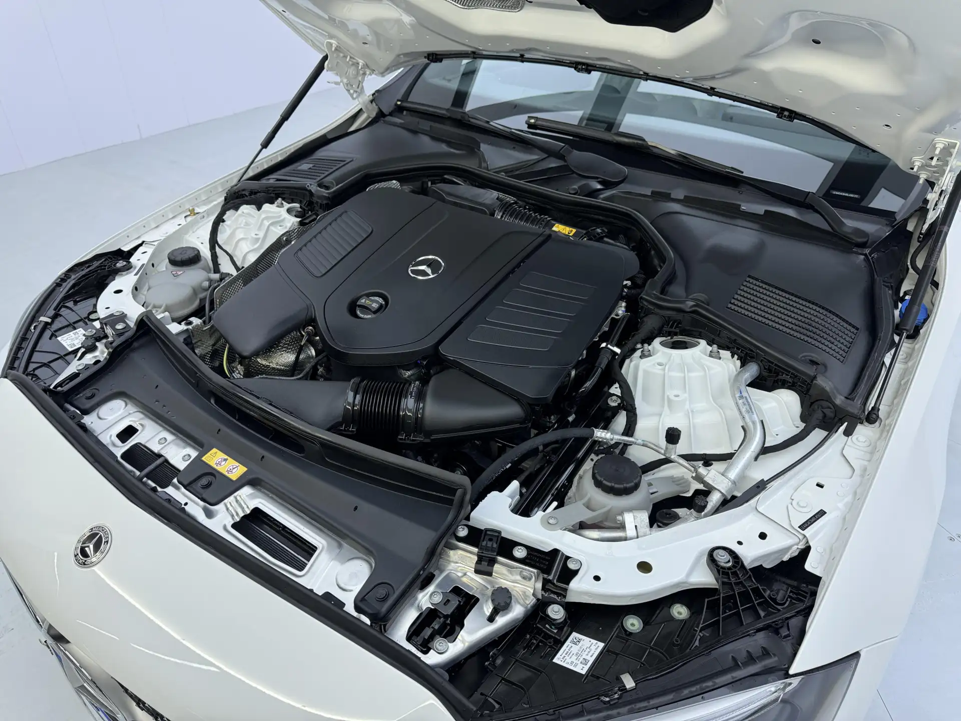 Mercedes-Benz C 260 L, 2024 11