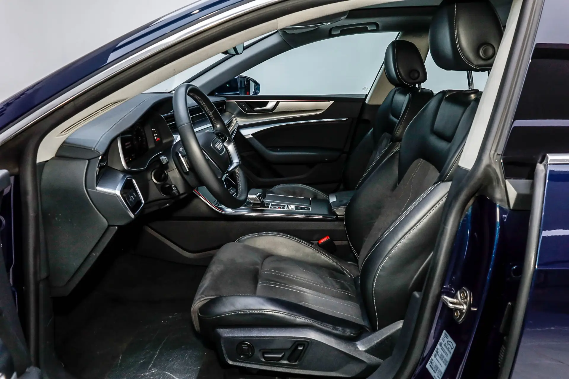 Audi A7L 45 TFSI, 2024 16