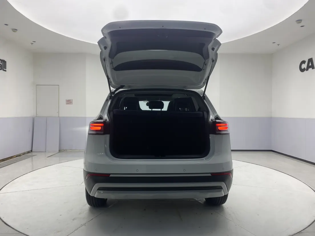Volkswagen Tharu, 2024 29