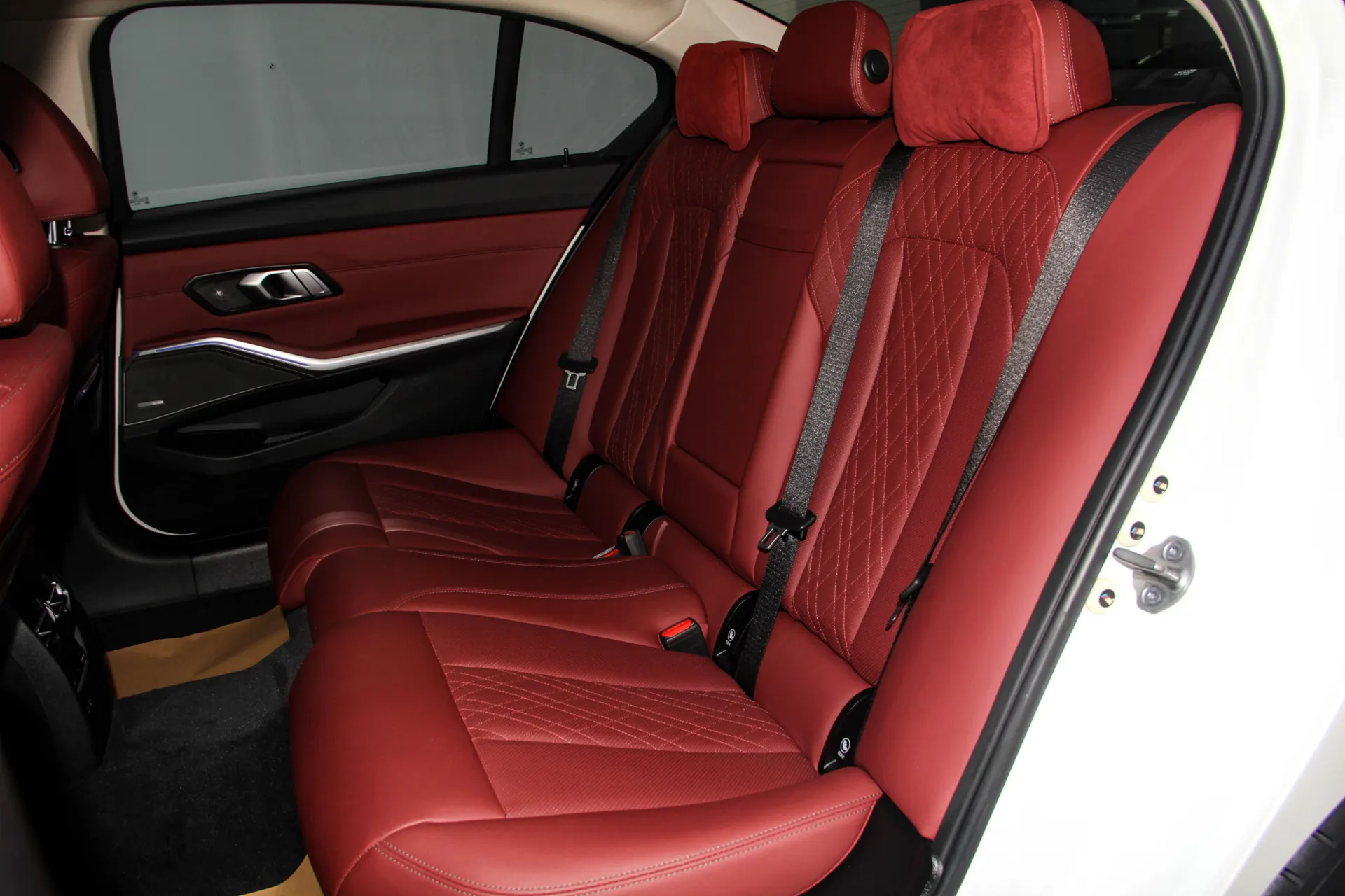 BMW 325Li, 2022 12