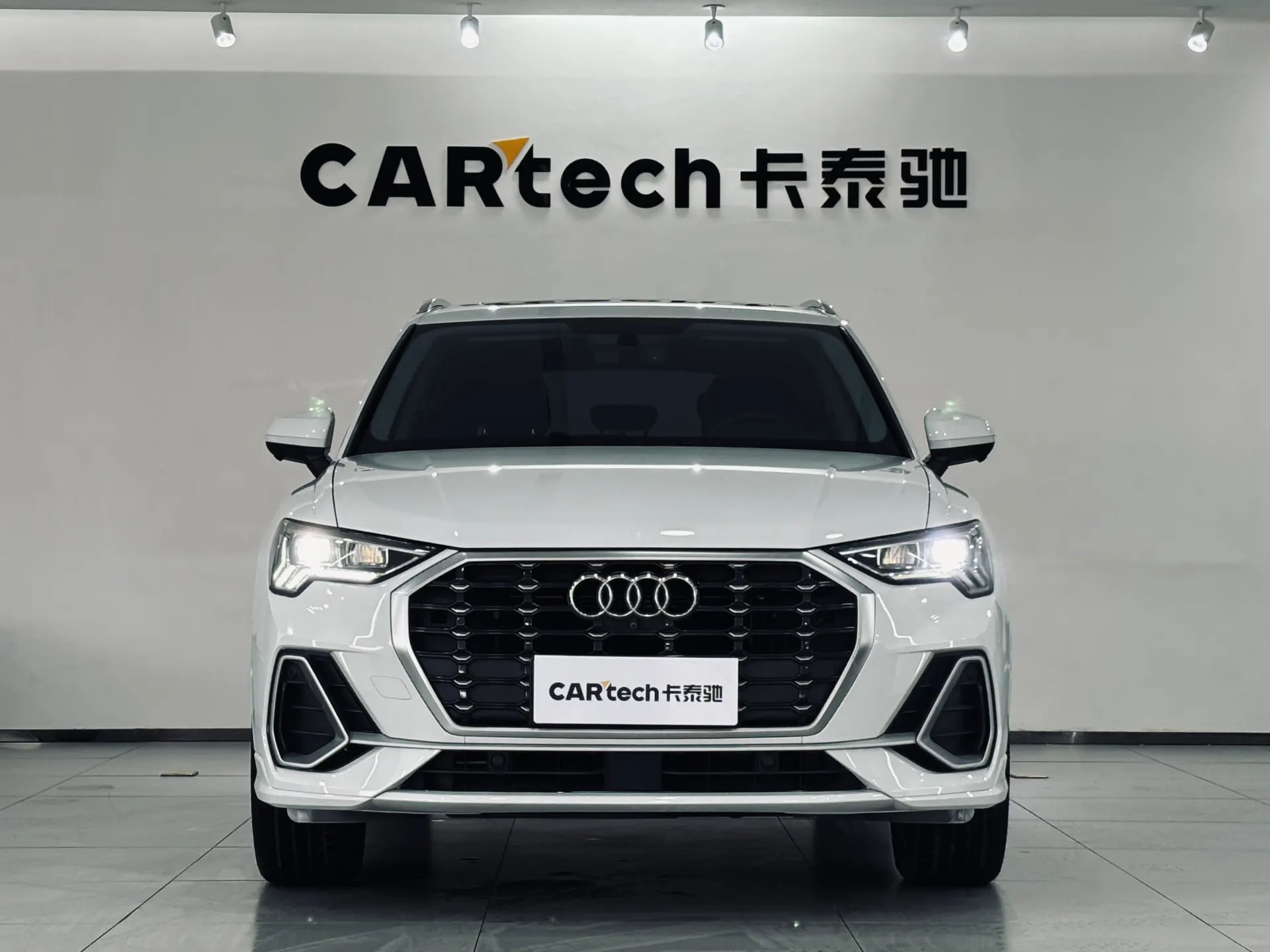 Audi Q3 40 TFSI, 2021 2