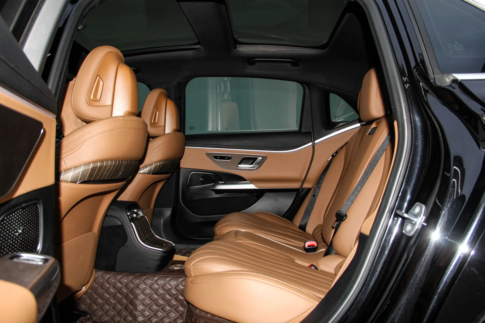 Mercedes-Benz E 300 L, 2024 12