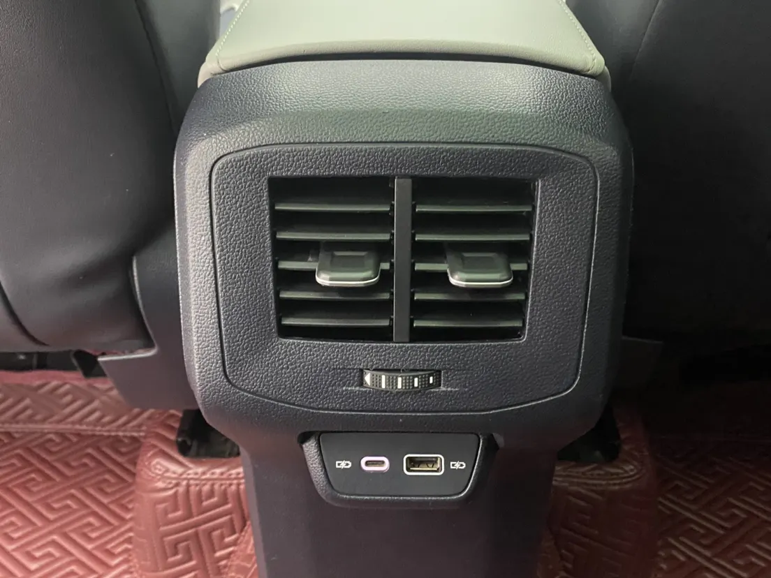 Volkswagen Tharu, 2024 24