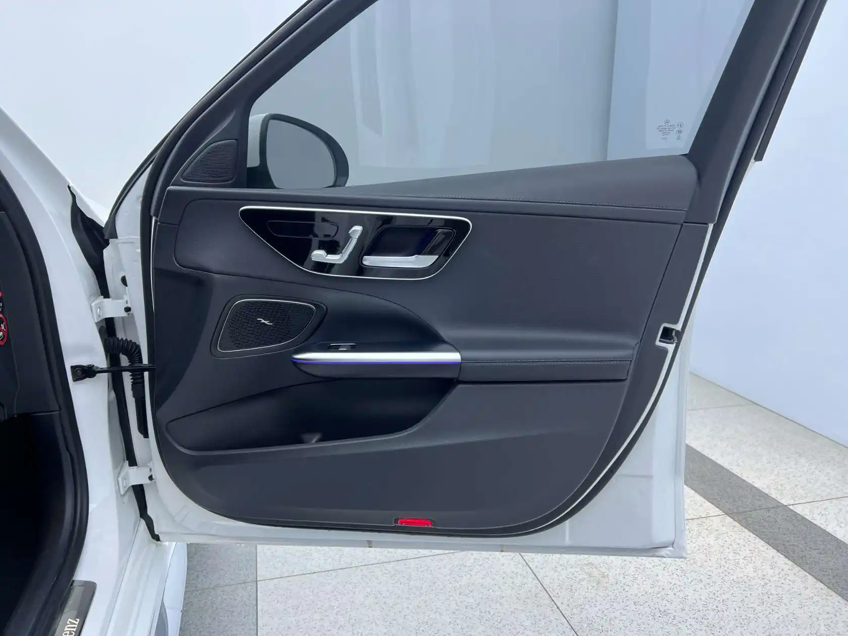 Mercedes-Benz C 260 L, 2024 20