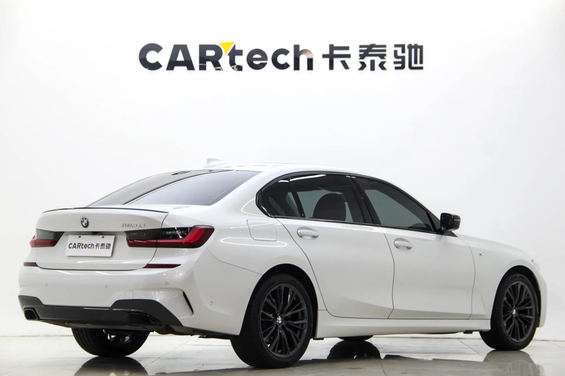 BMW 325Li, 2022 3