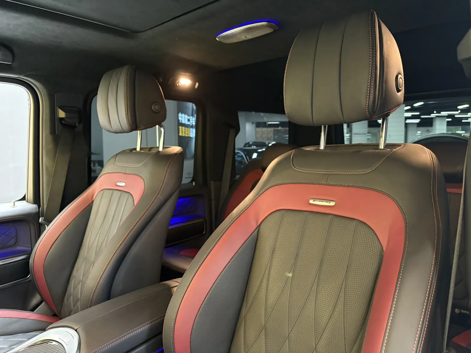 Mercedes-Benz G 63, 2025 27