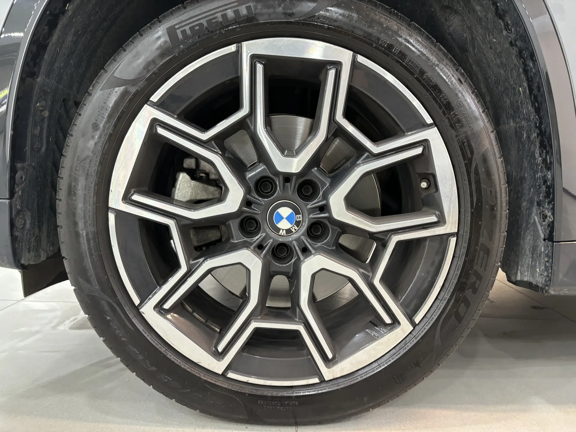 BMW X1, 2023 все фото