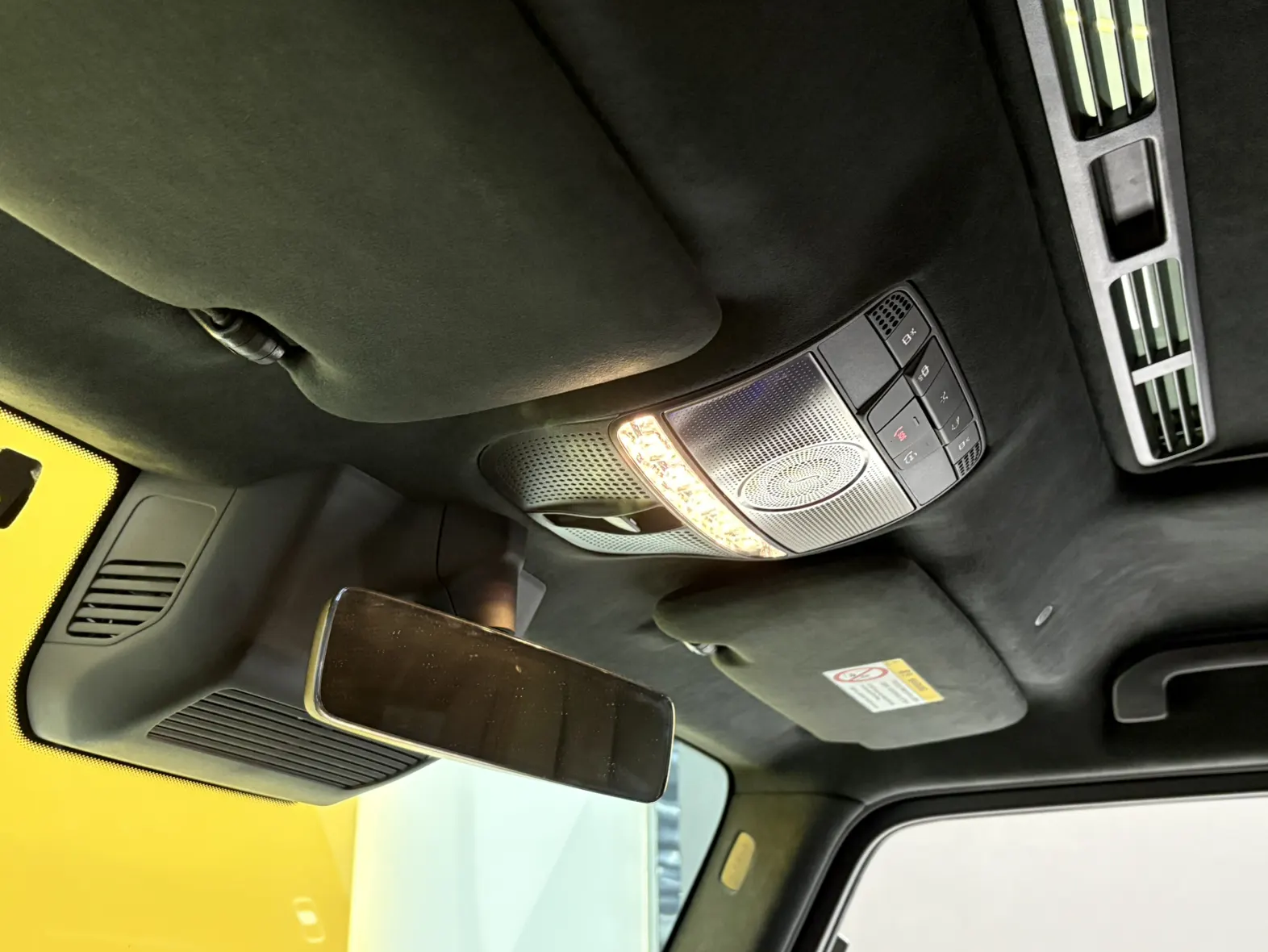 Mercedes-Benz G 63, 2025 24