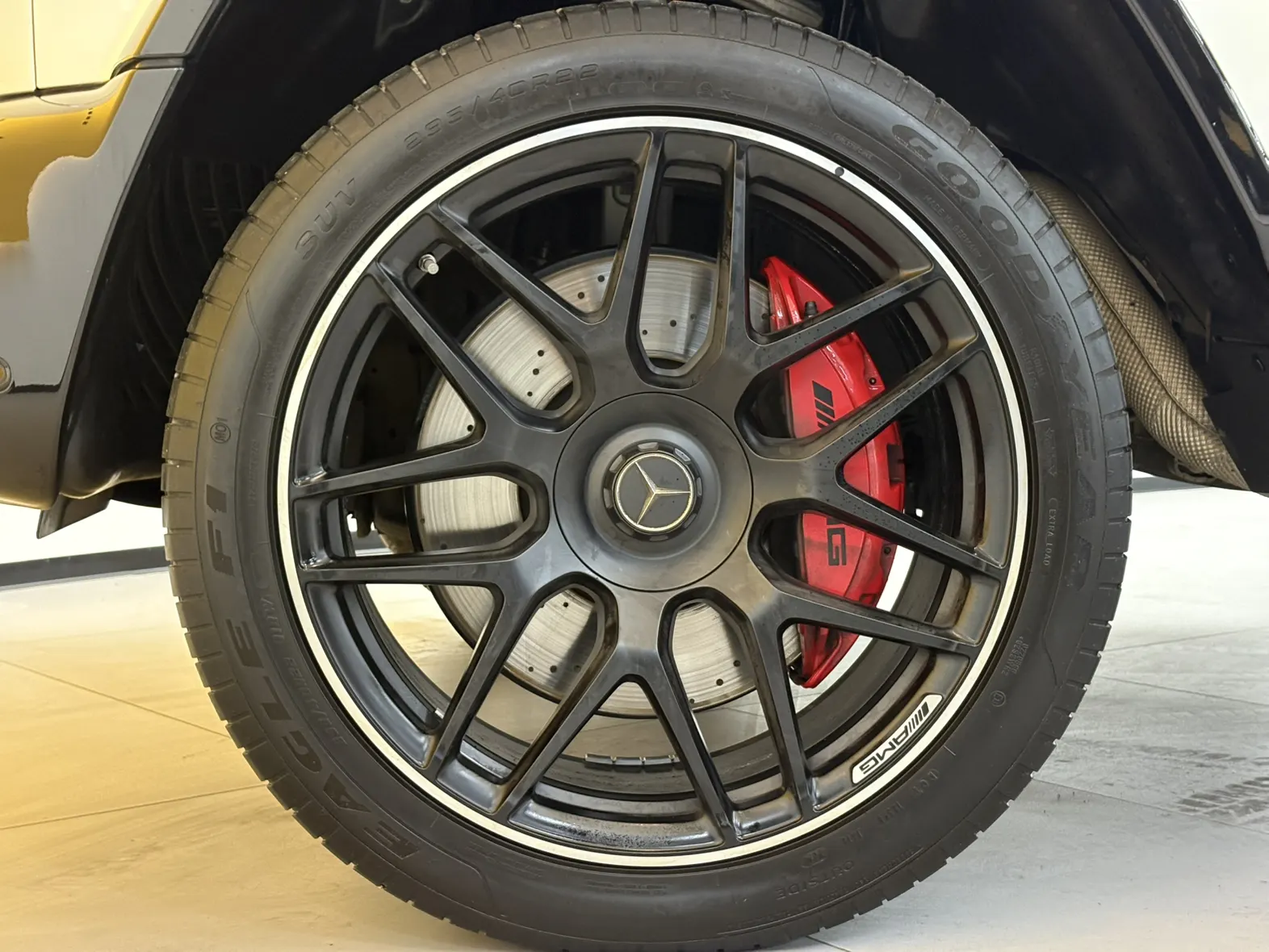 Mercedes-Benz G 63, 2025 10