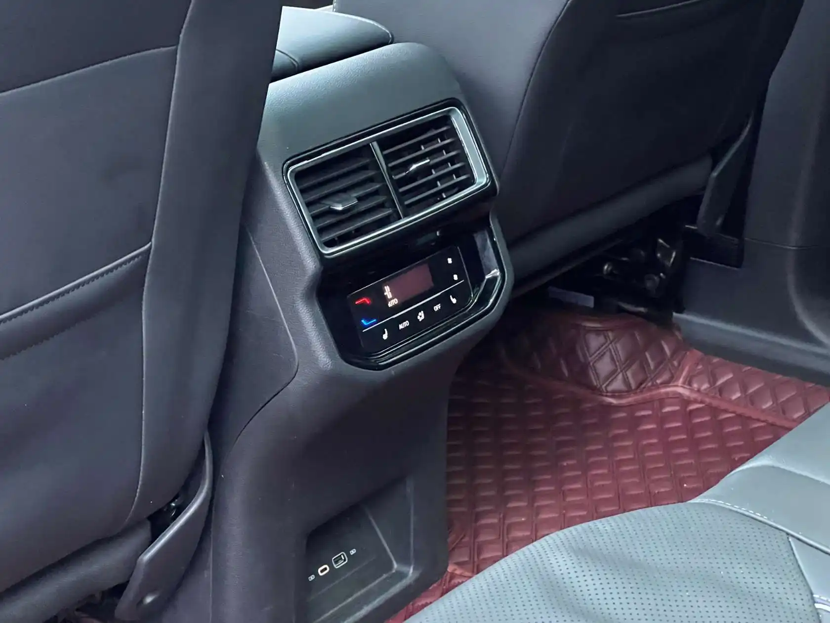 Volkswagen Teramont, 2022 14