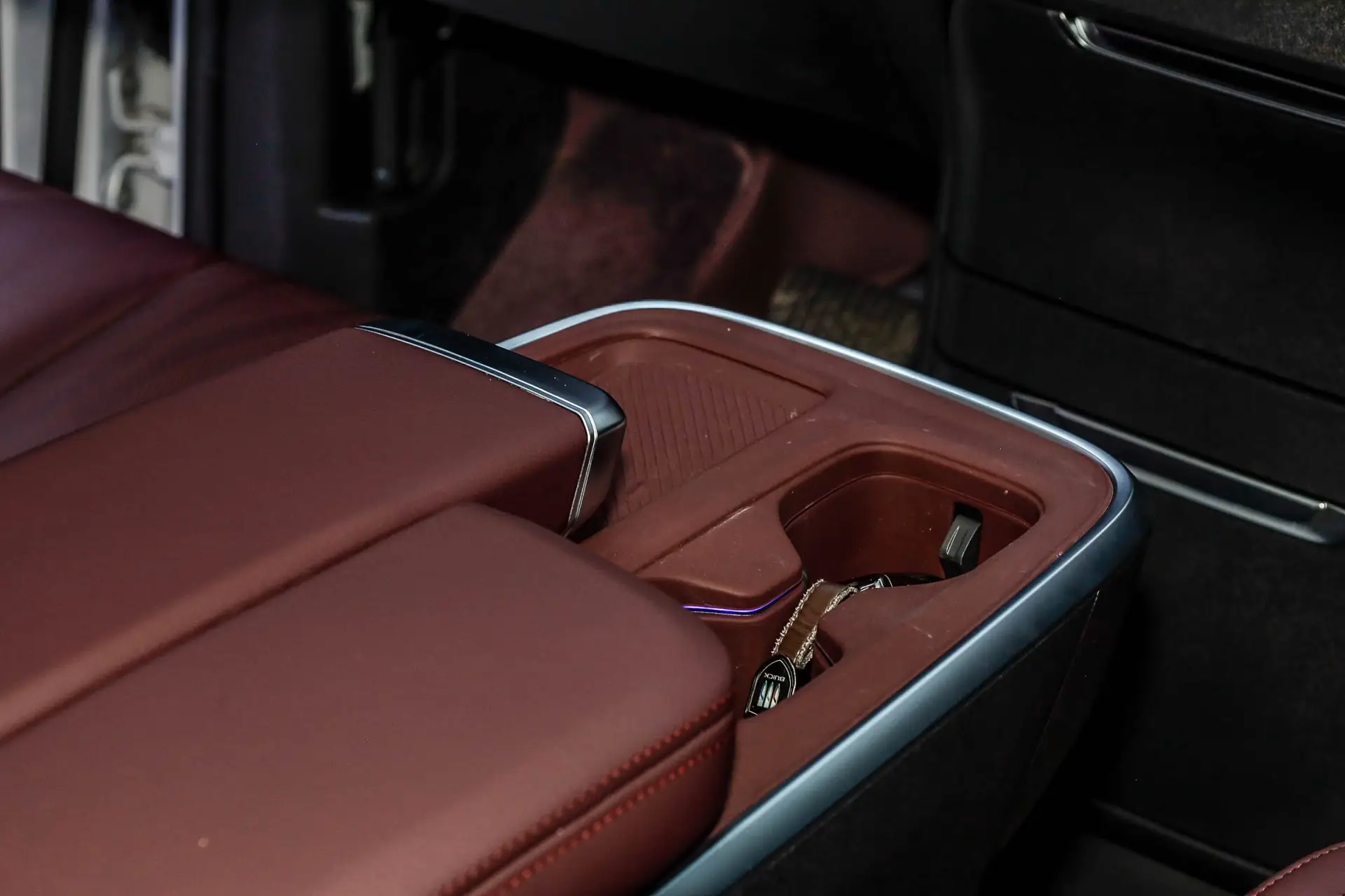Buick Century, 2025 27